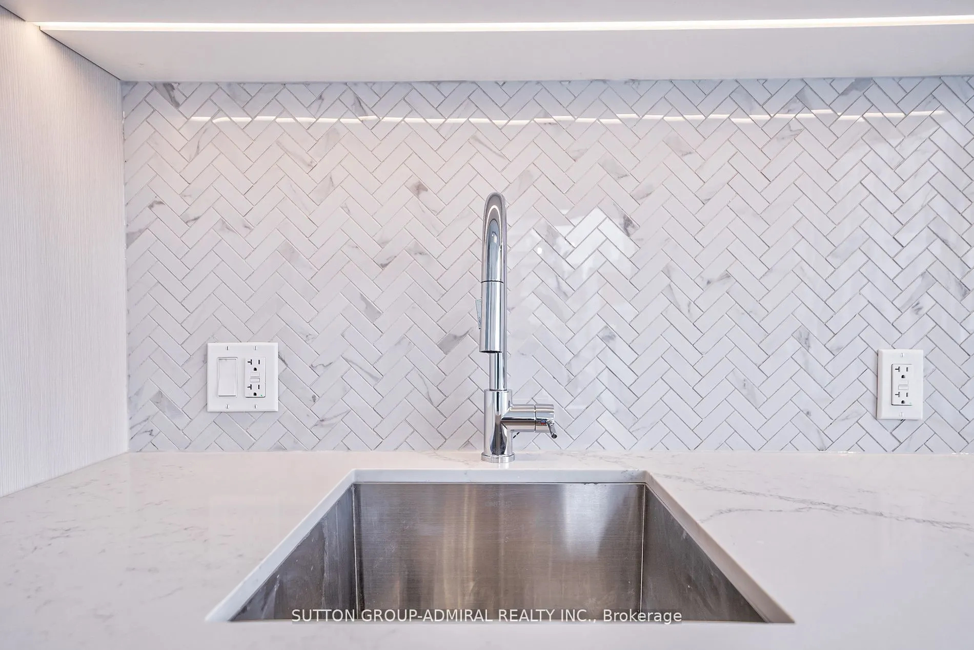 82 Dalhousie Street, #1111