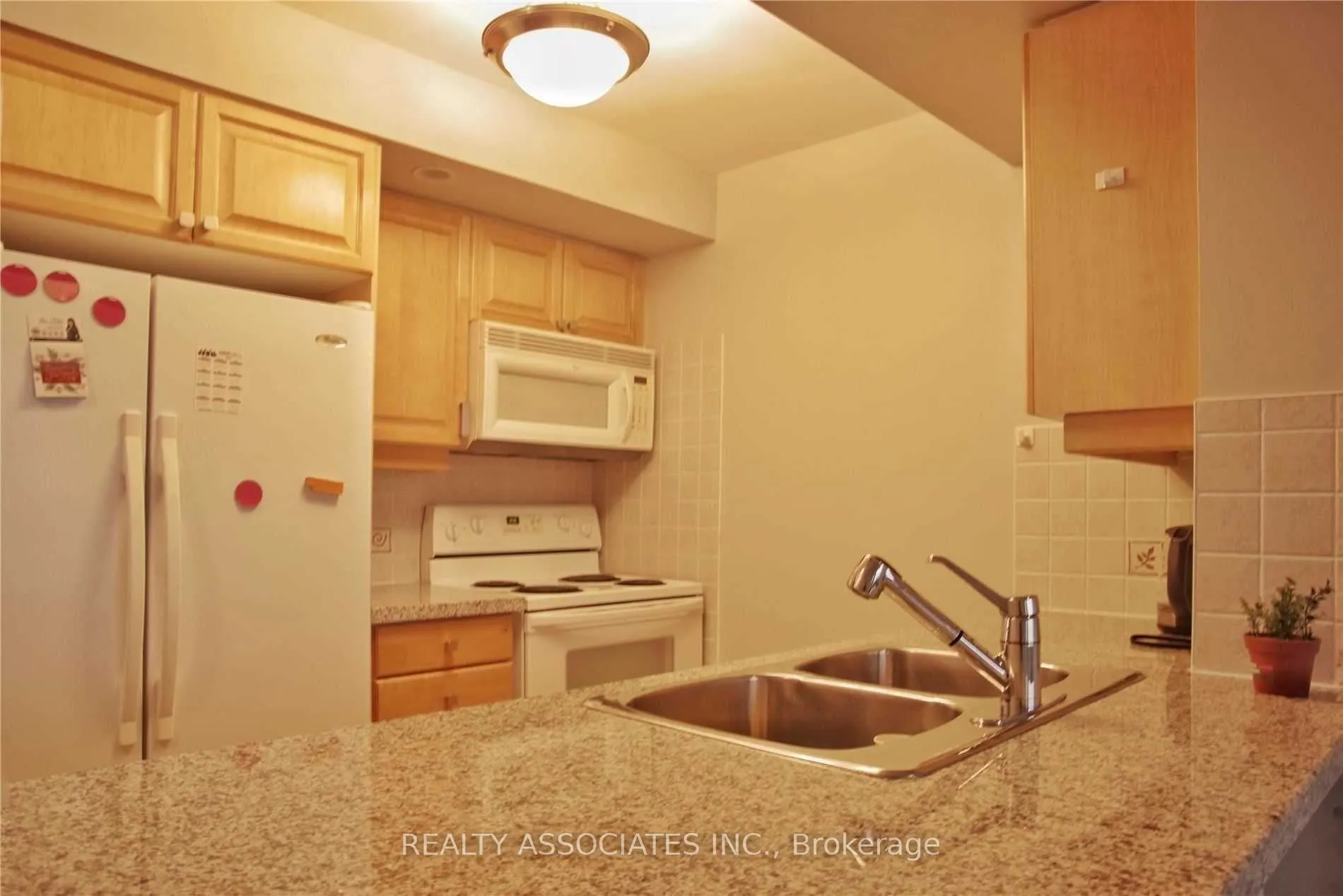 10 Northtown Way, #1913