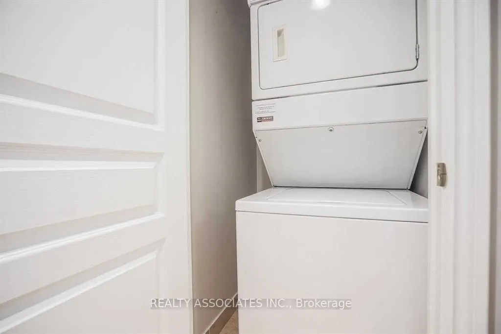 10 Northtown Way, #1913