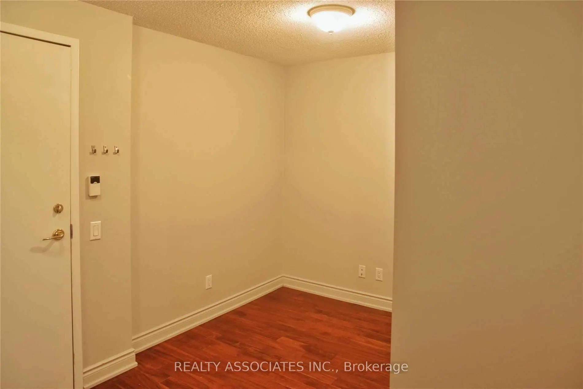 10 Northtown Way, #1913