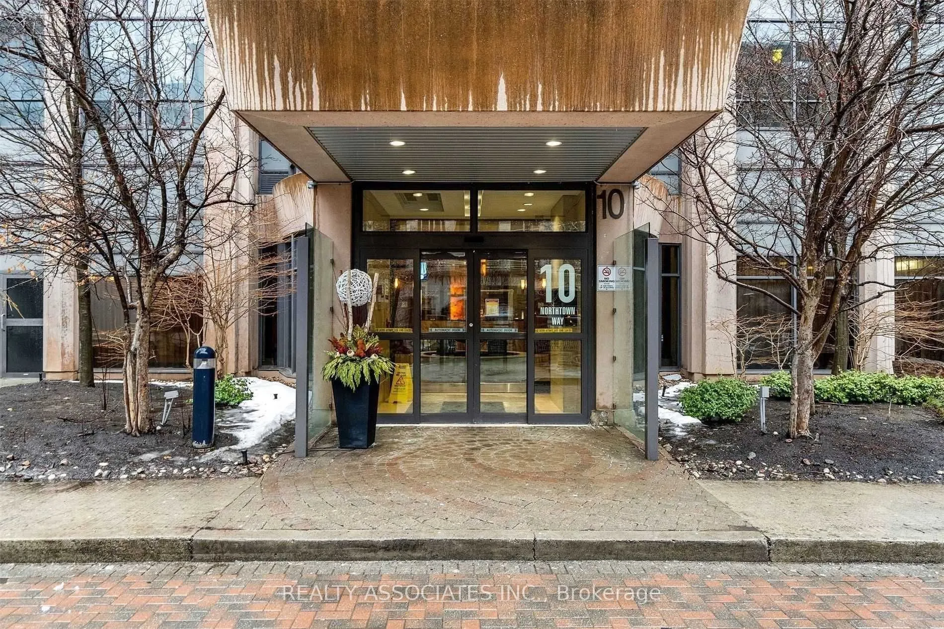 10 Northtown Way, #1913