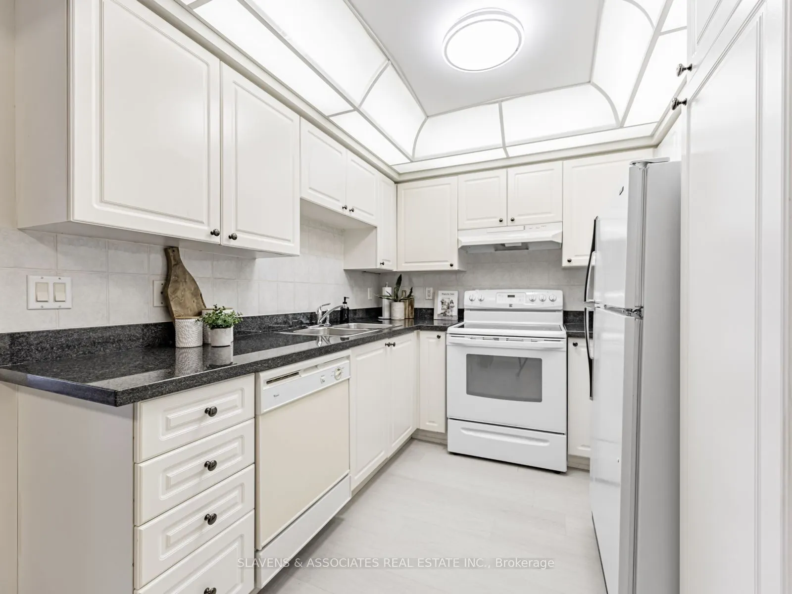 211 Randolph Road, #216