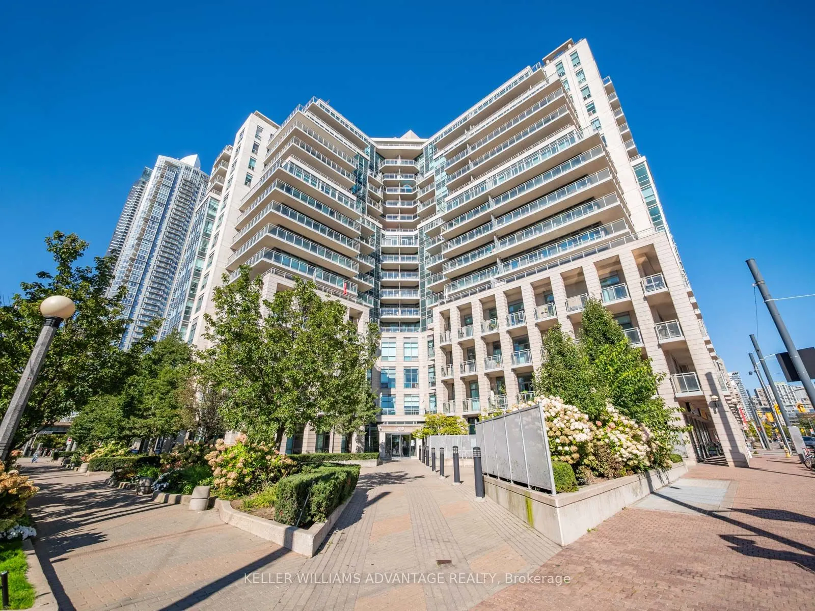 410 Queens Quay W, #UPH3