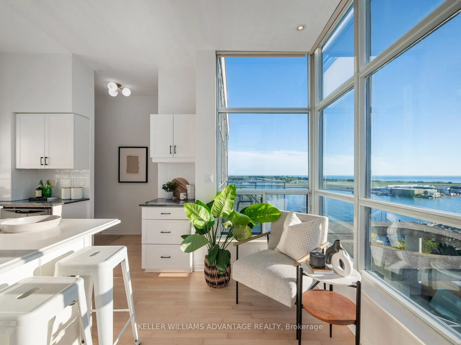 410 Queens Quay W, #UPH3