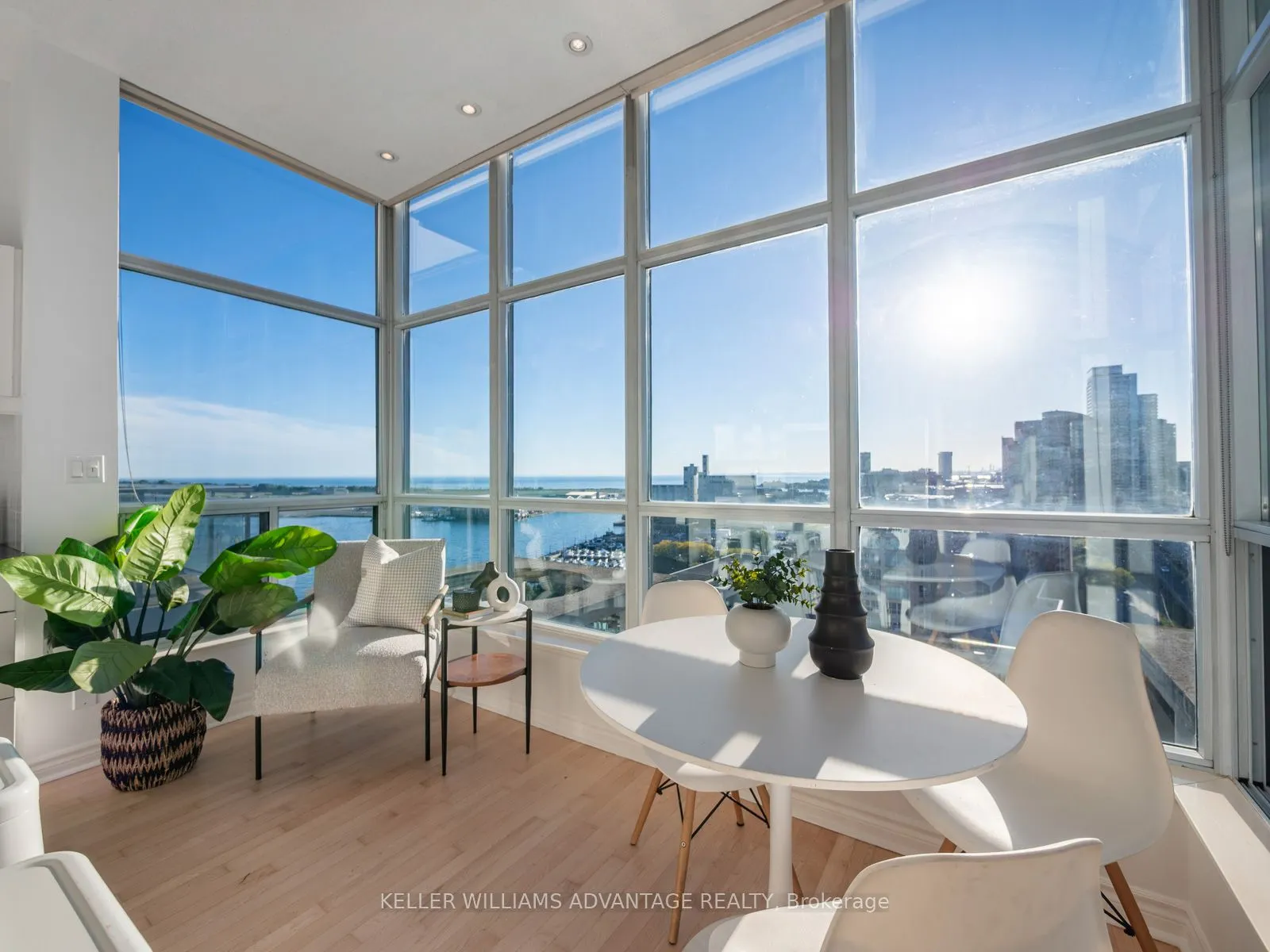 410 Queens Quay W, #UPH3