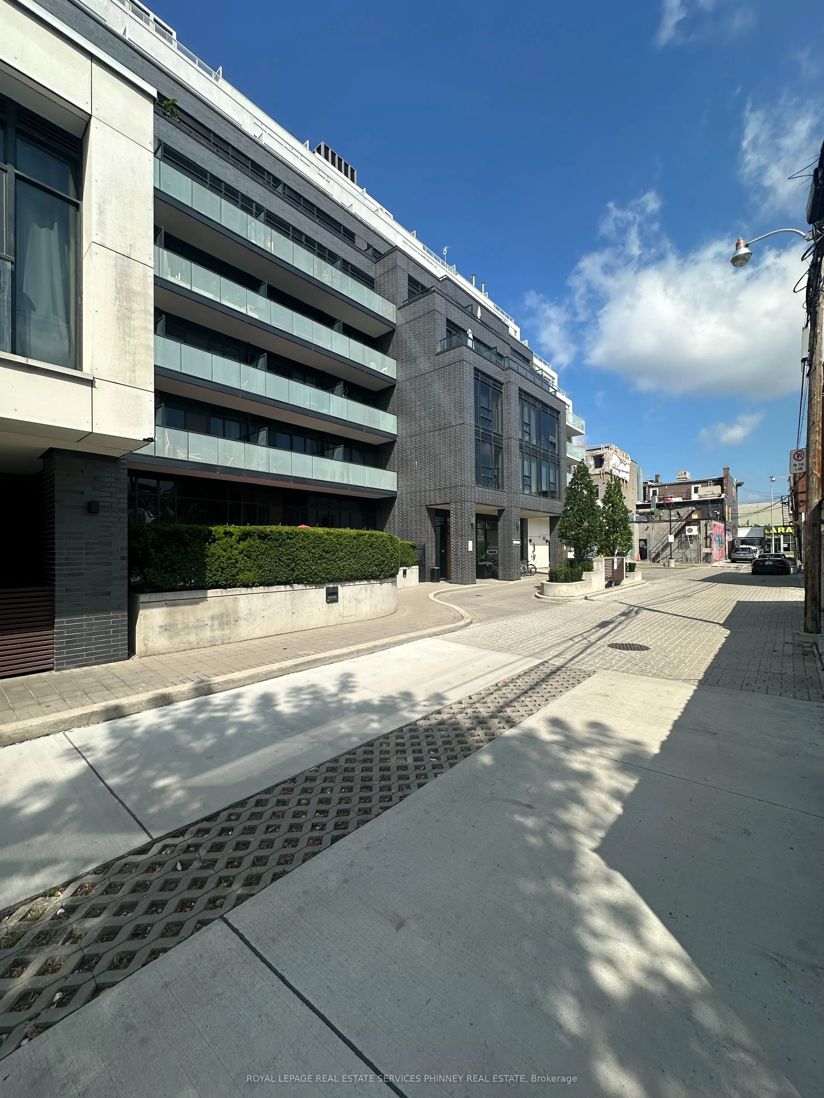 783 Bathurst Street, #426