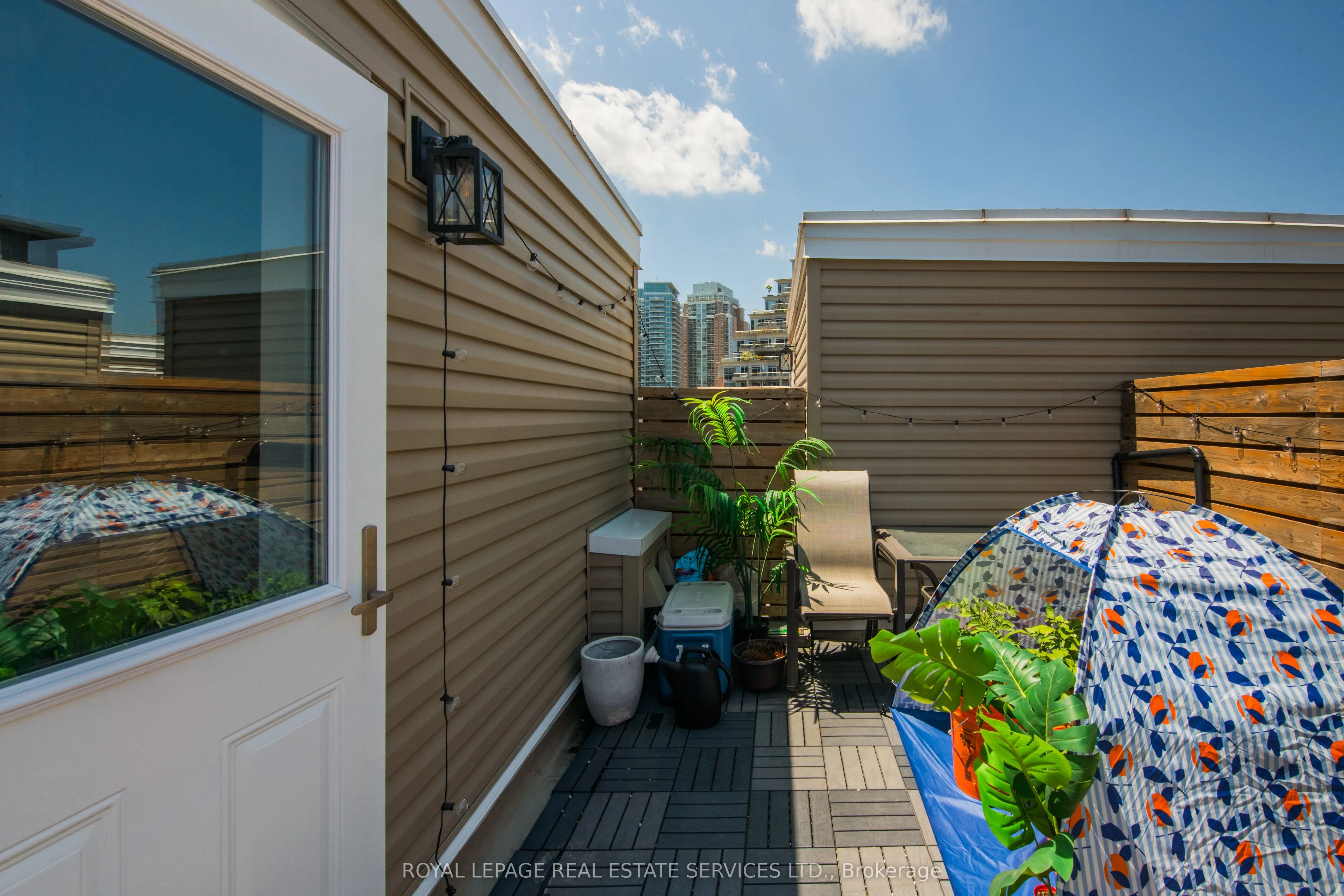 29 canniff Street, #411