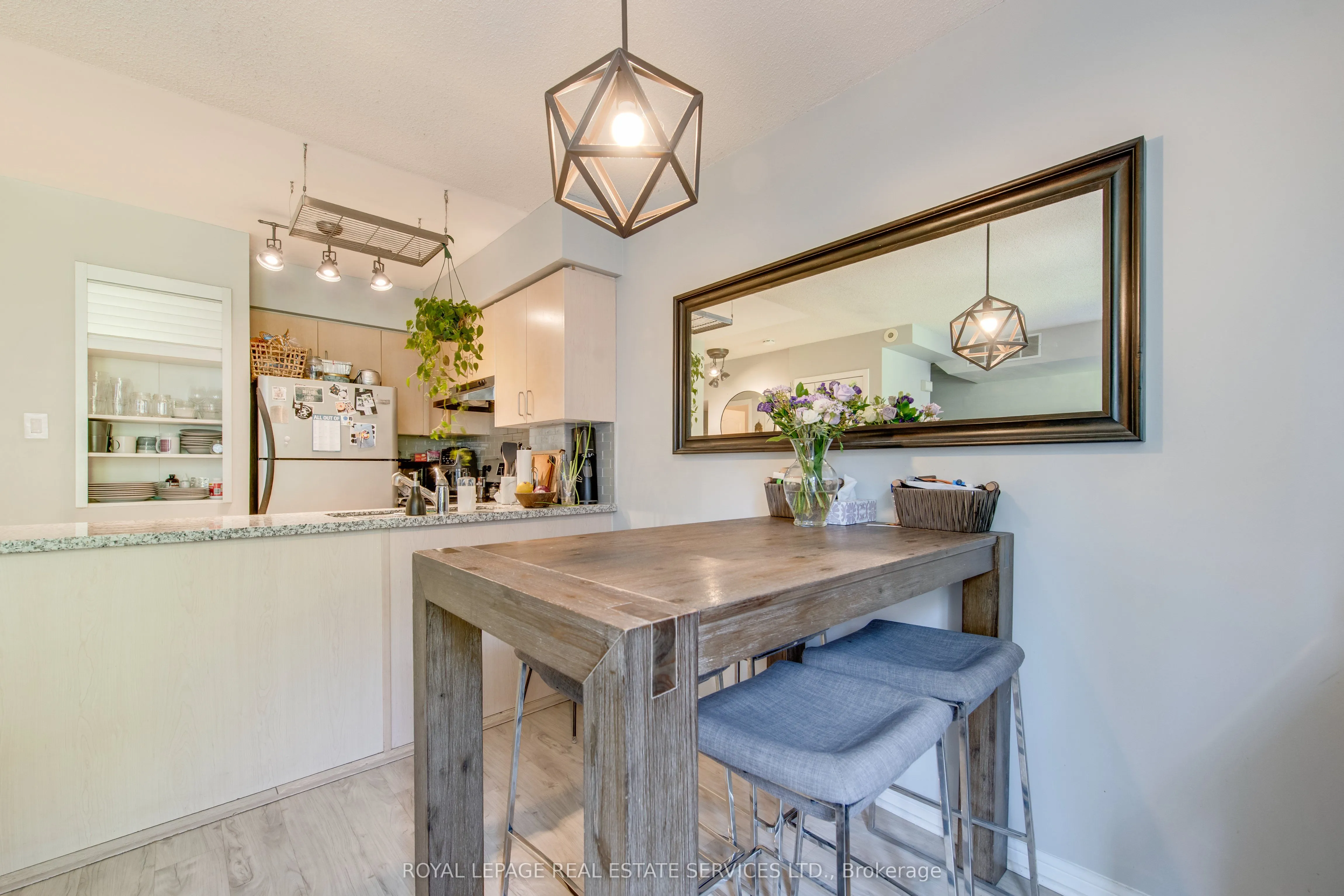 29 canniff Street, #411