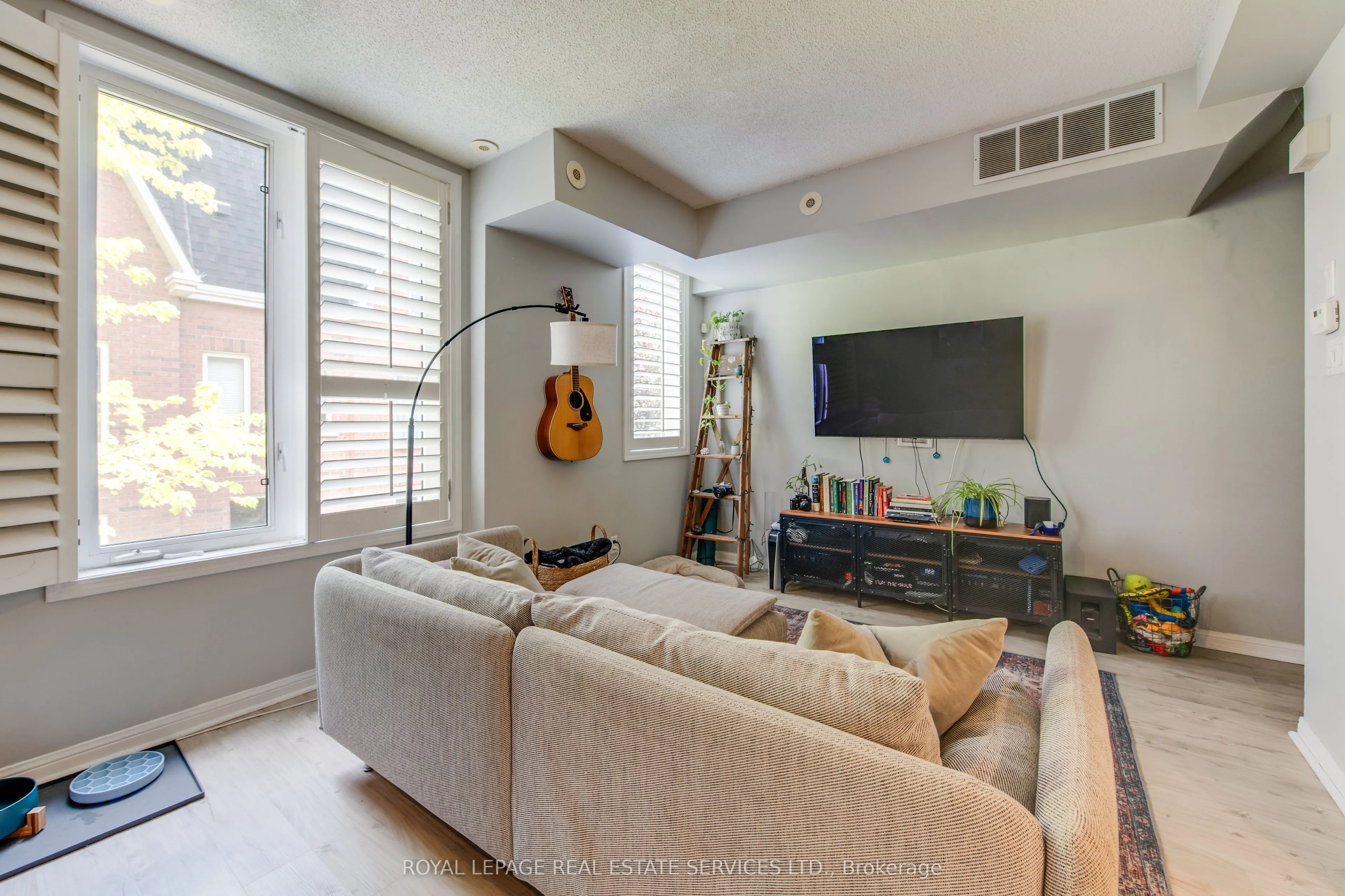 29 canniff Street, #411