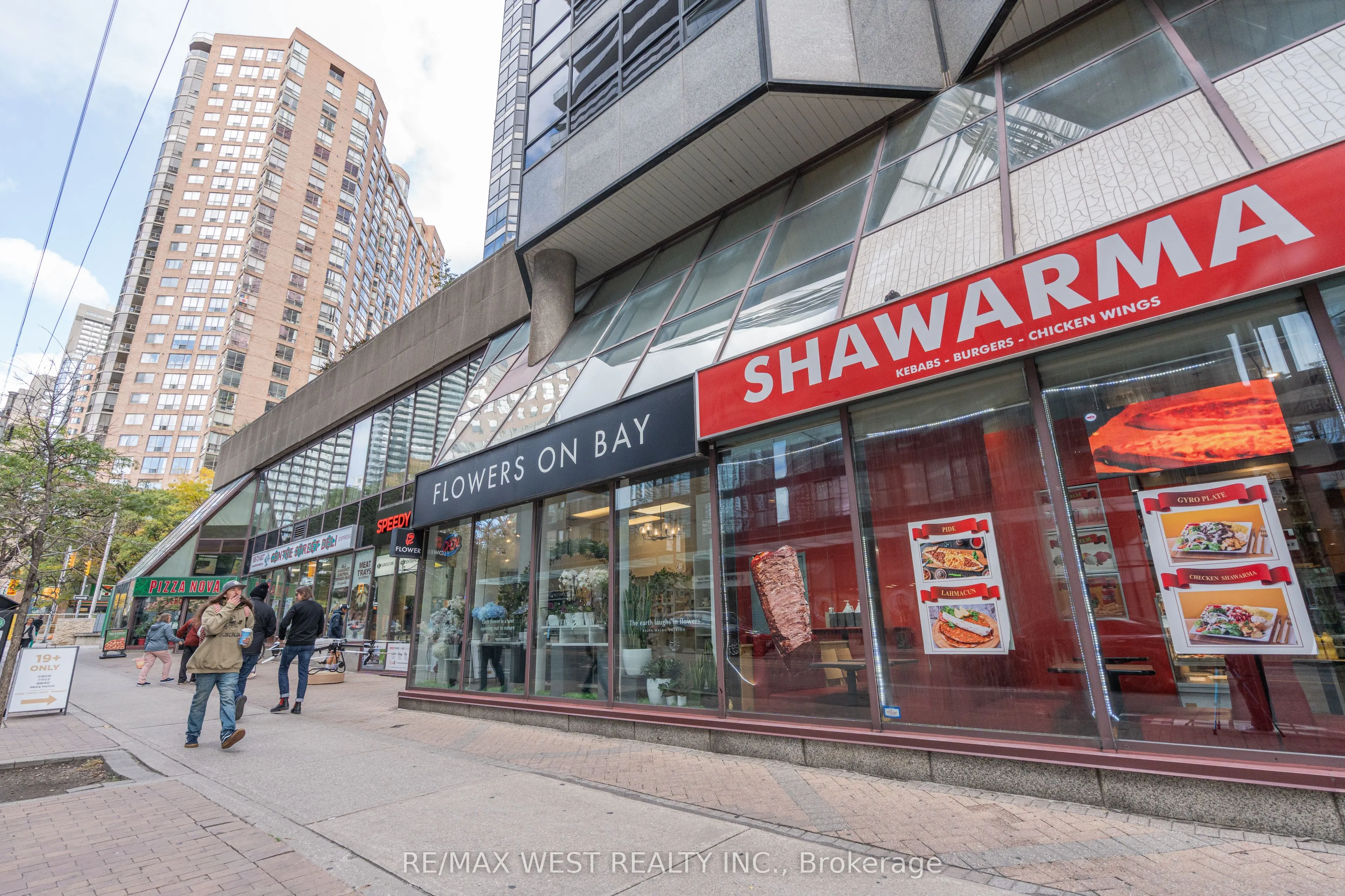 1001 Bay Street, #2002