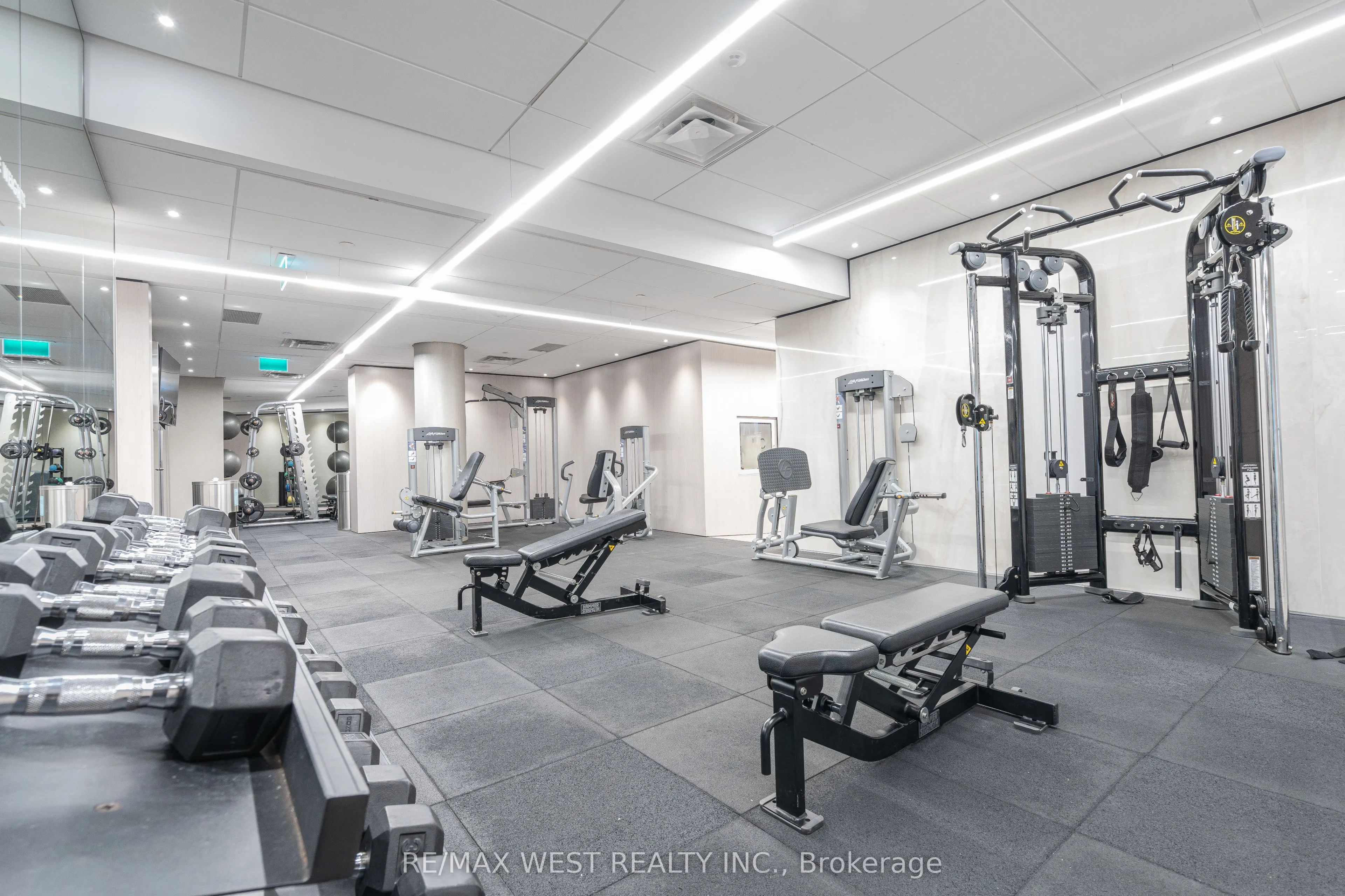 1001 Bay Street, #2002