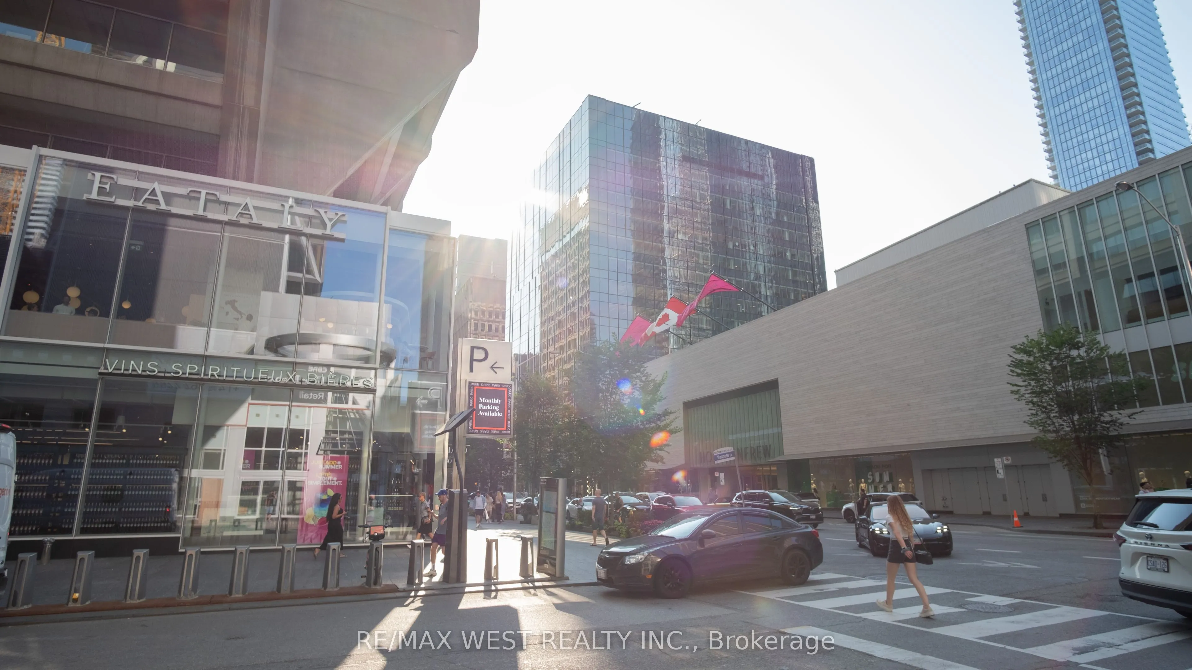 1001 Bay Street, #2002