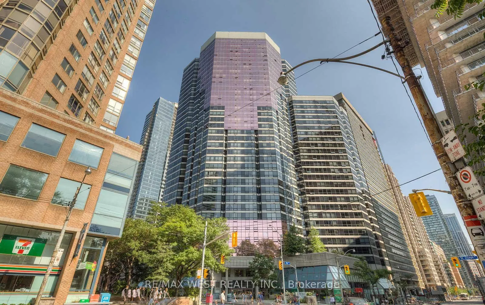 1001 Bay Street, #2002