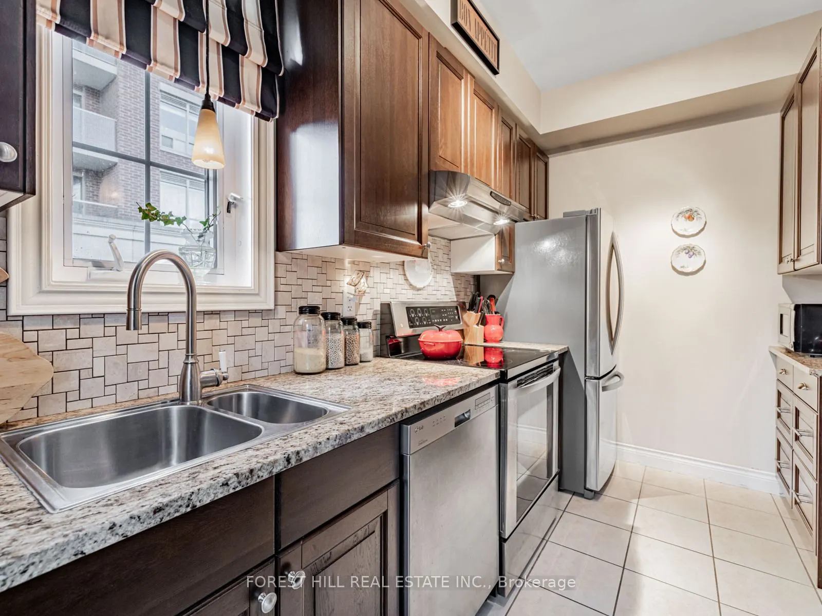 2 Clairtrell Road, #TH-A