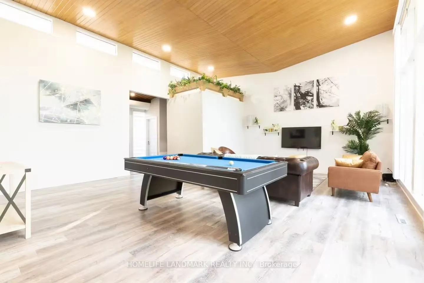 12 Blue Forest Drive