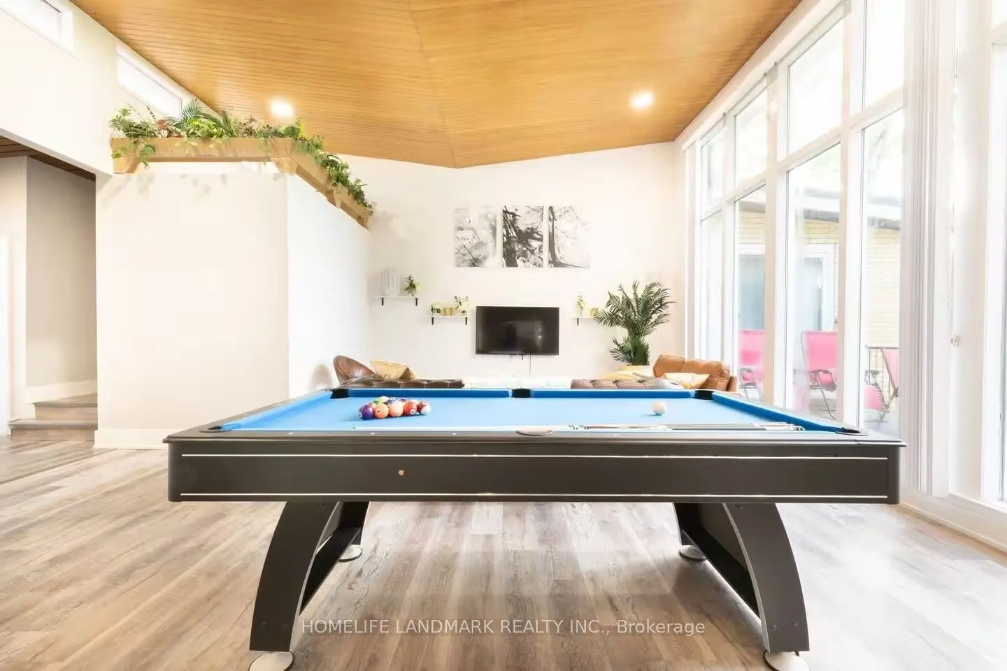 12 Blue Forest Drive