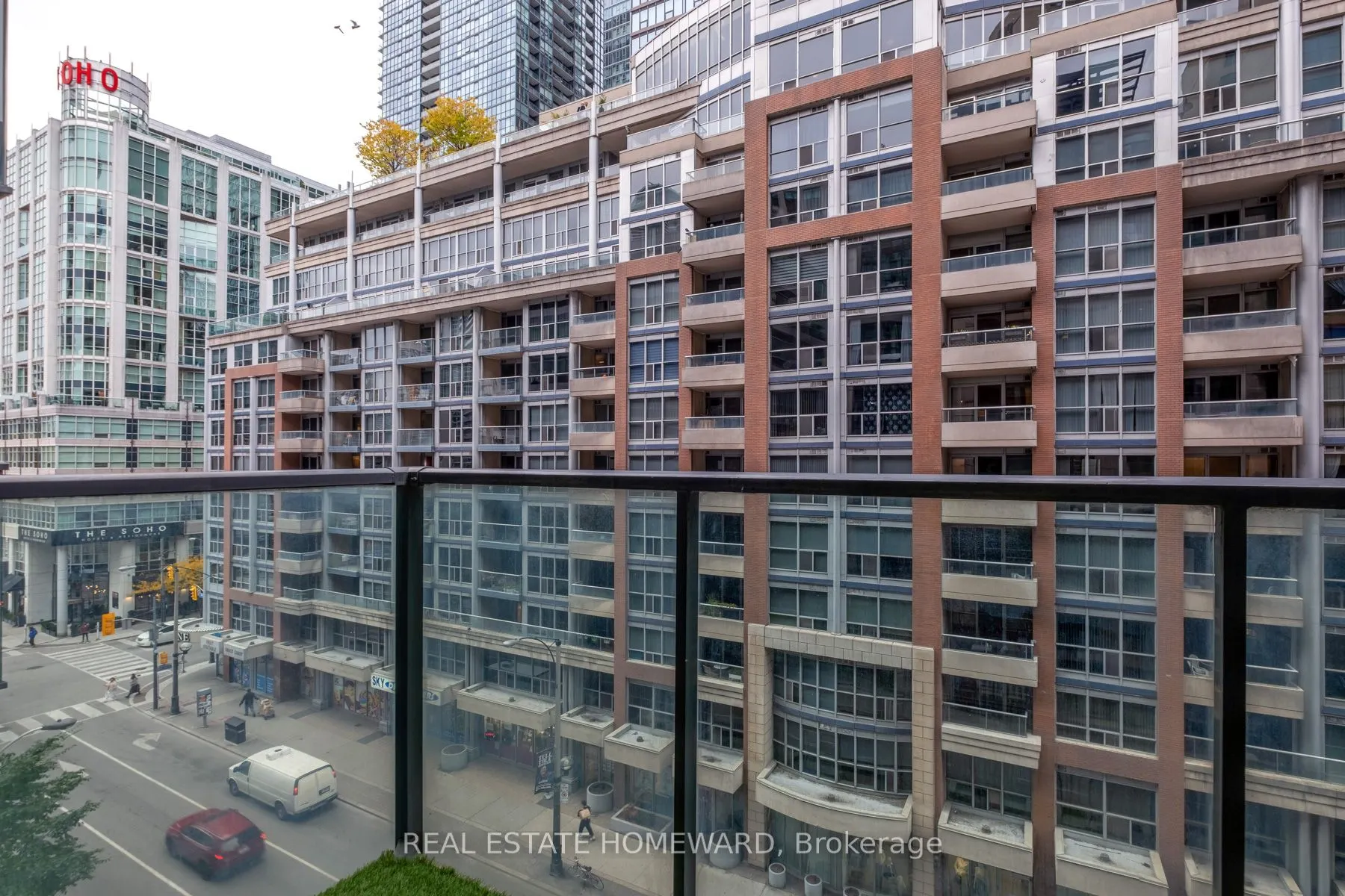 263 Wellington Street W, #602