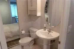 220 Victoria Street, #1206