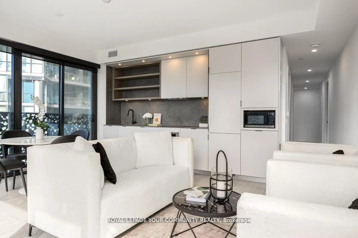 55 Charles Street E, #1706