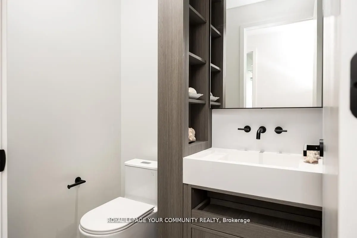 55 Charles Street E, #1706