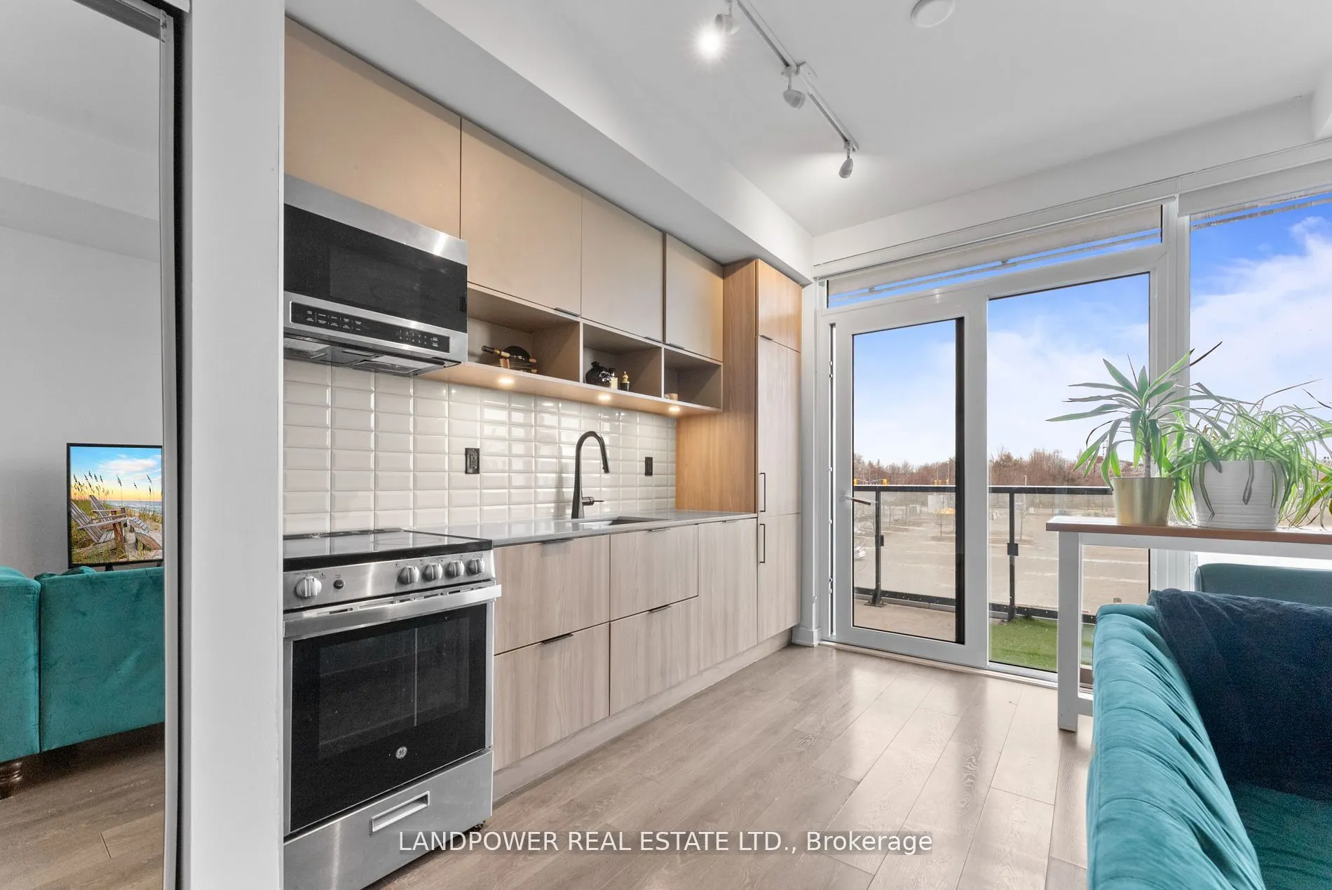 35 Rolling Mills Road, #S439