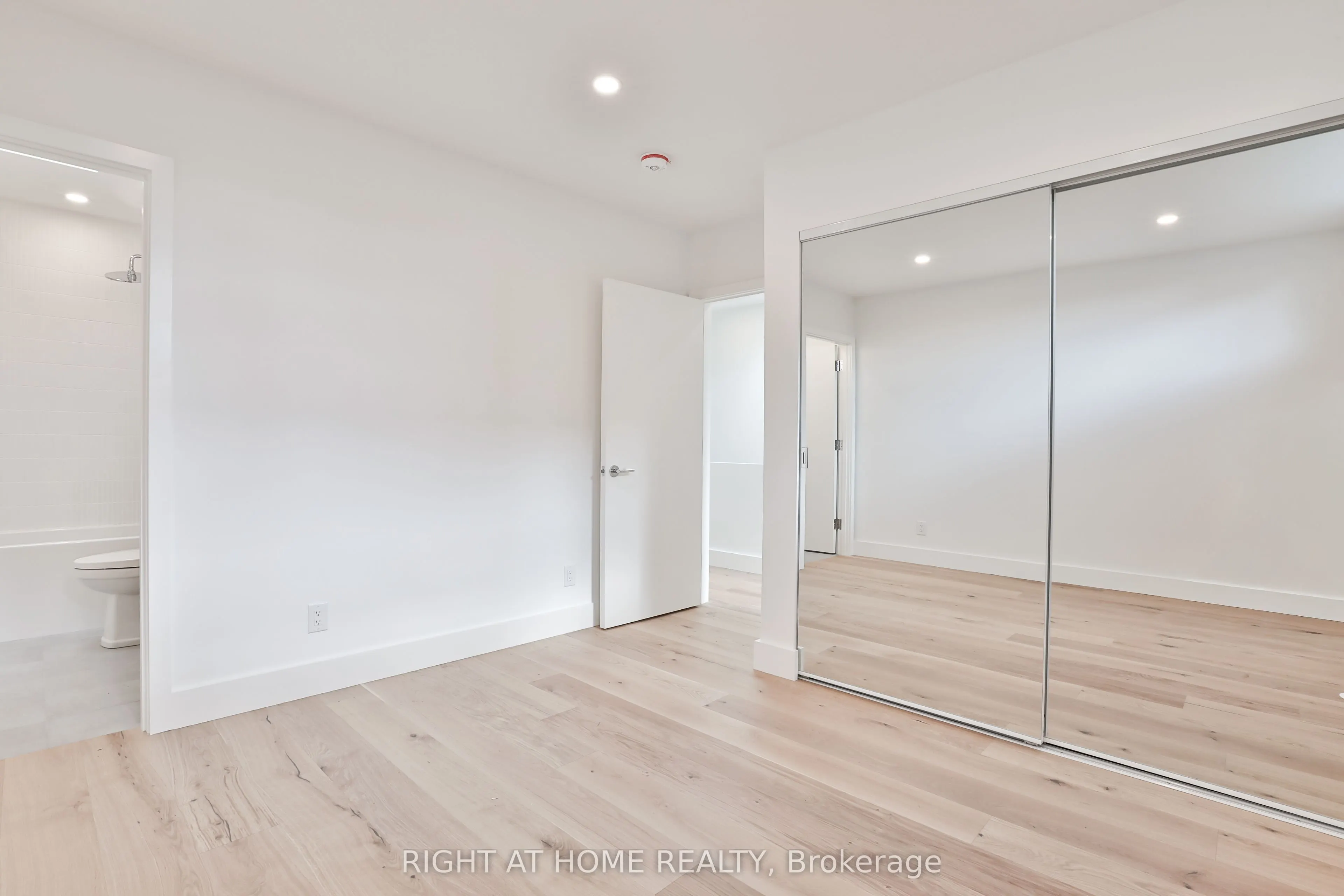 68 Foxley Street, #Laneway - Unit #4