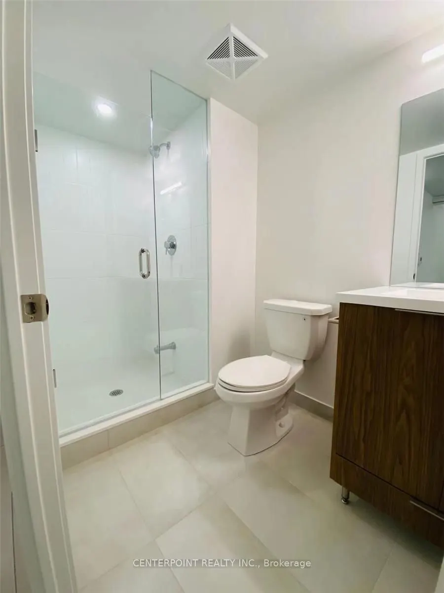 60 Shuter Street, #1808