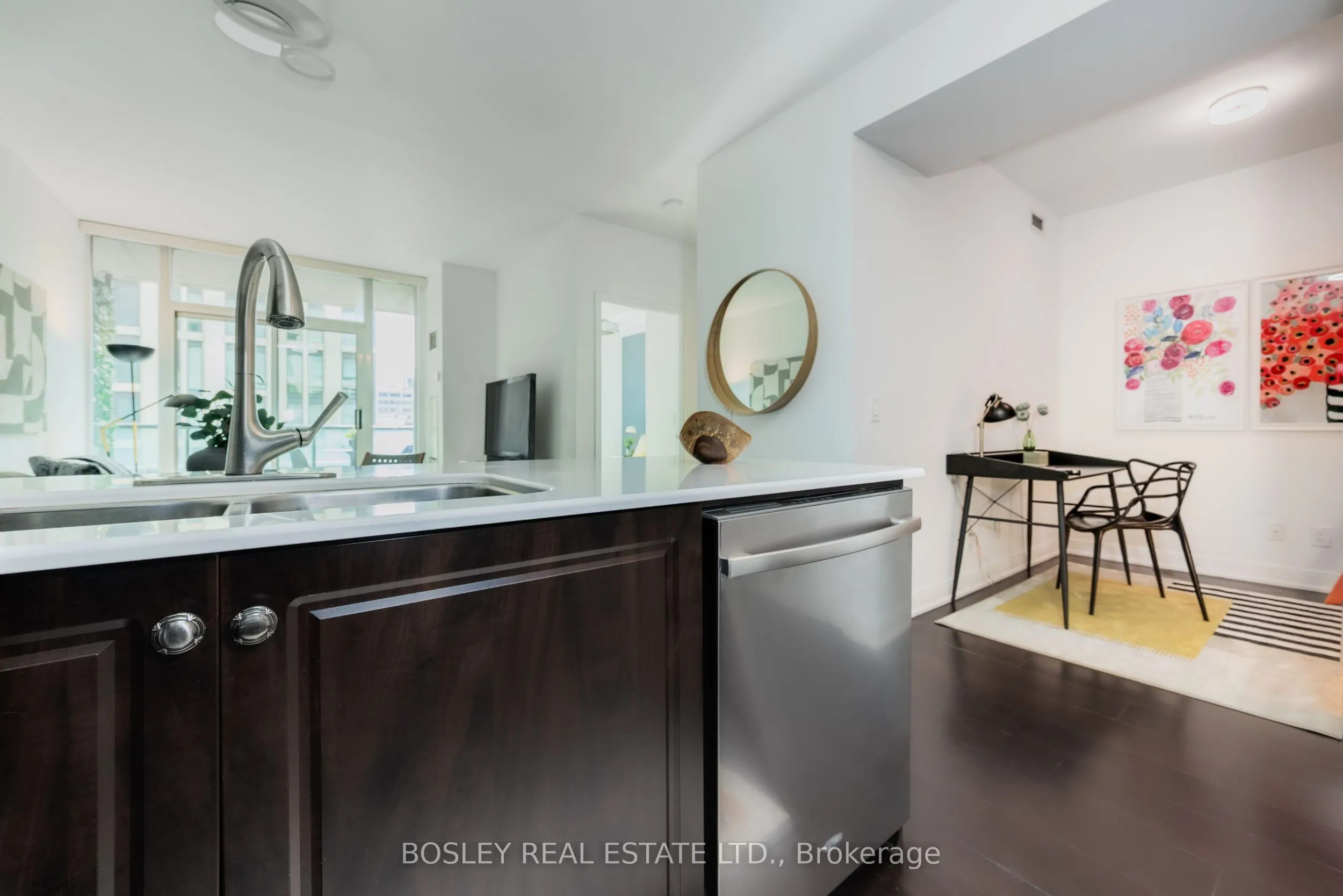 88 Broadway Avenue, #711