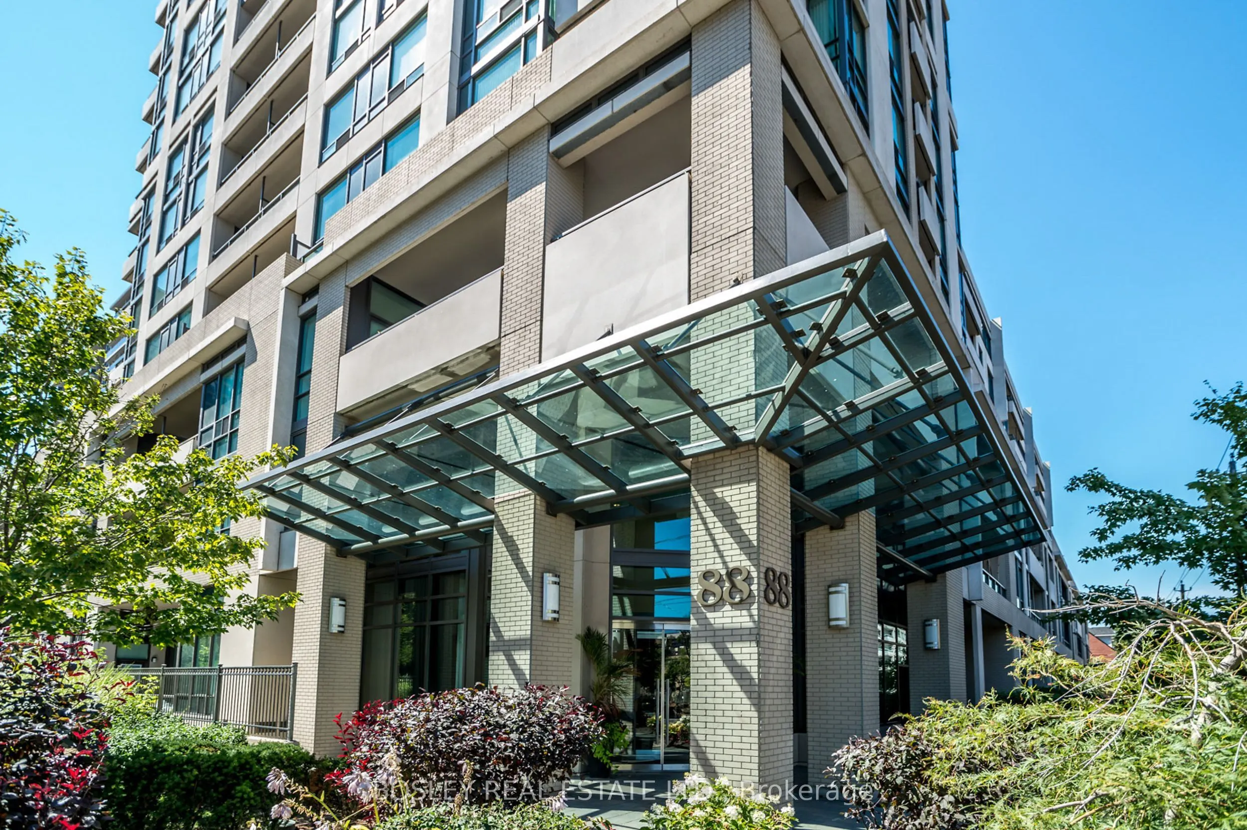 88 Broadway Avenue, #711