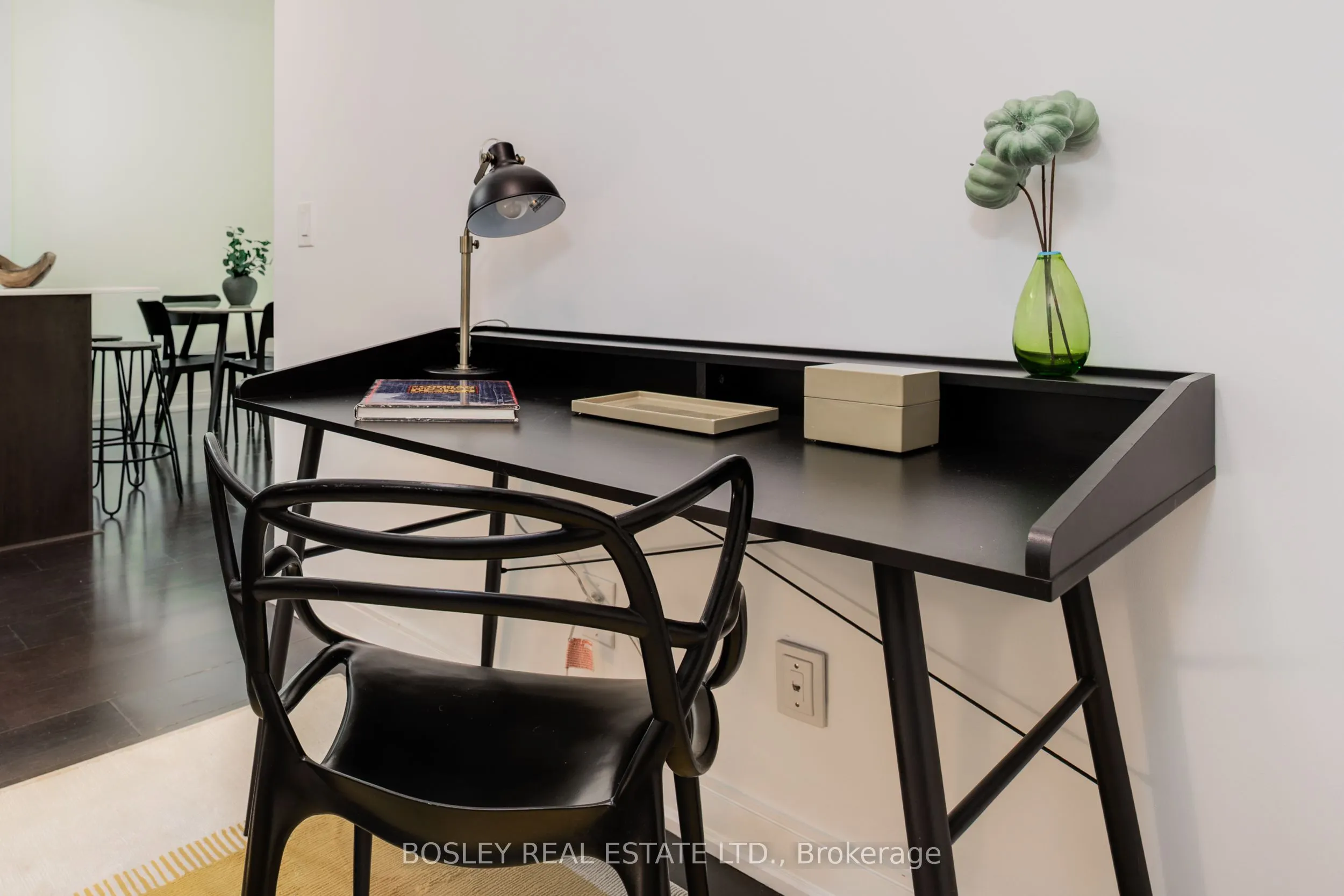 88 Broadway Avenue, #711