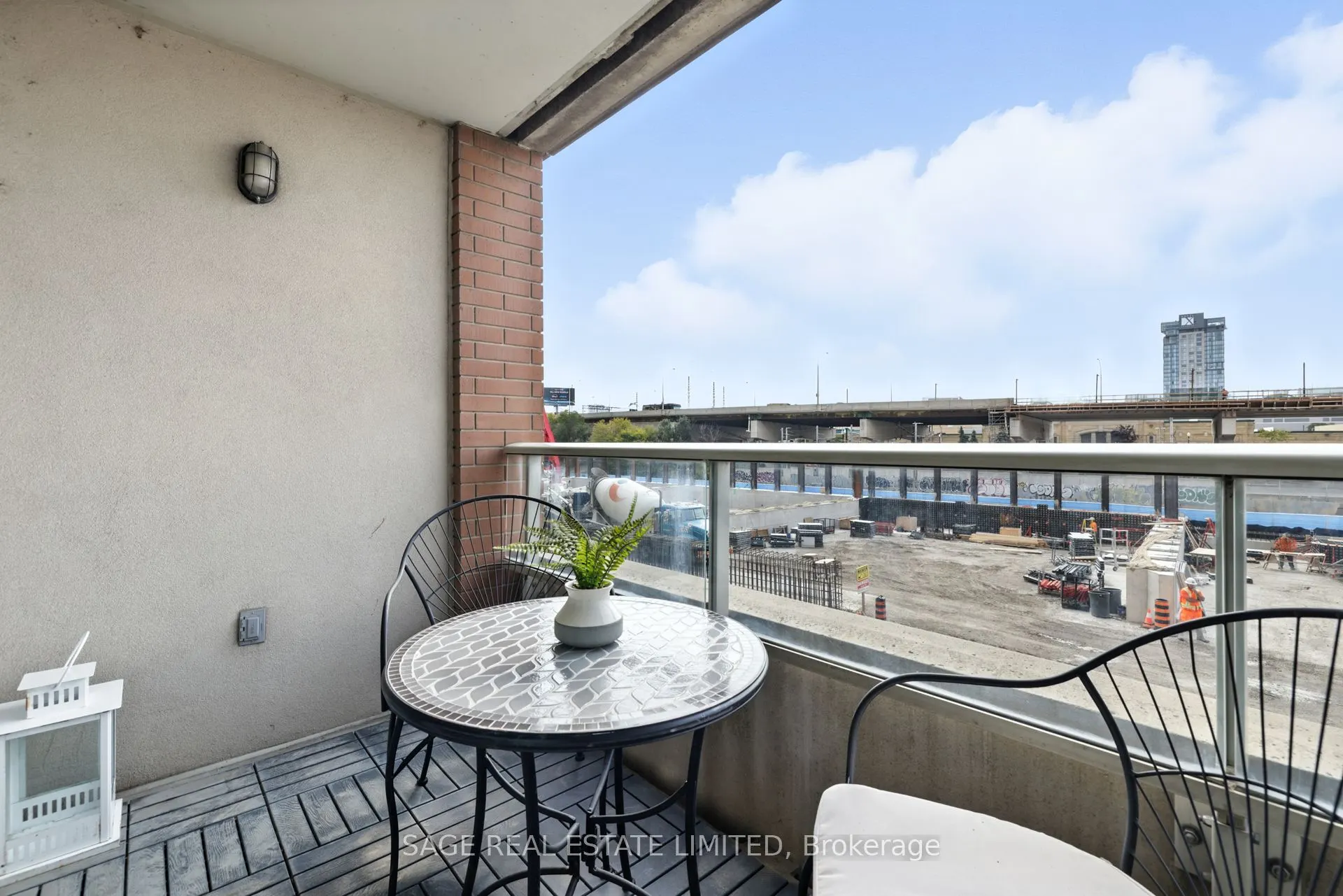 6 Pirandello Street, #TH5