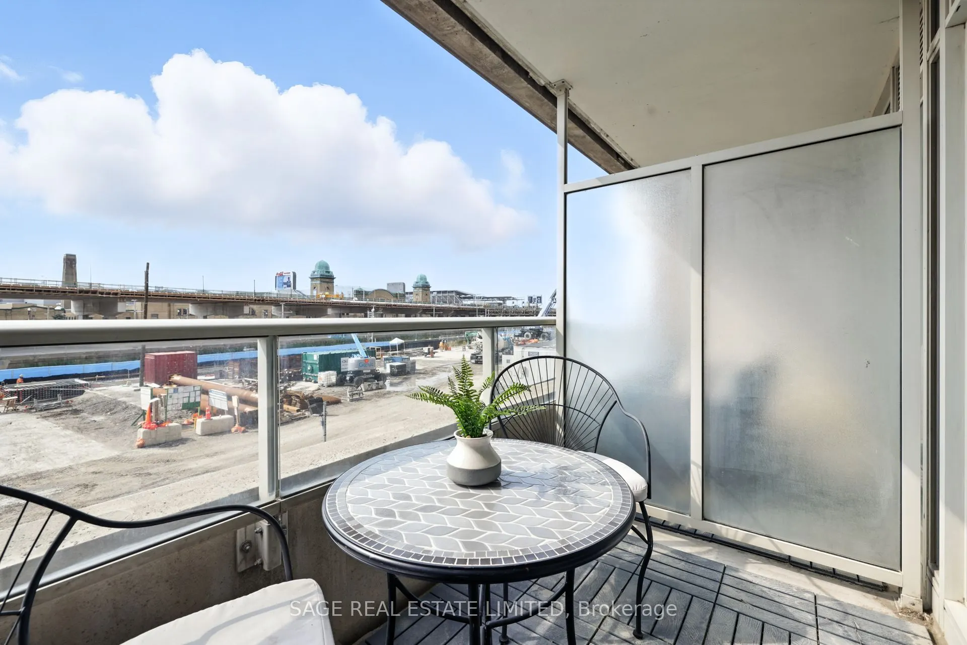 6 Pirandello Street, #TH5