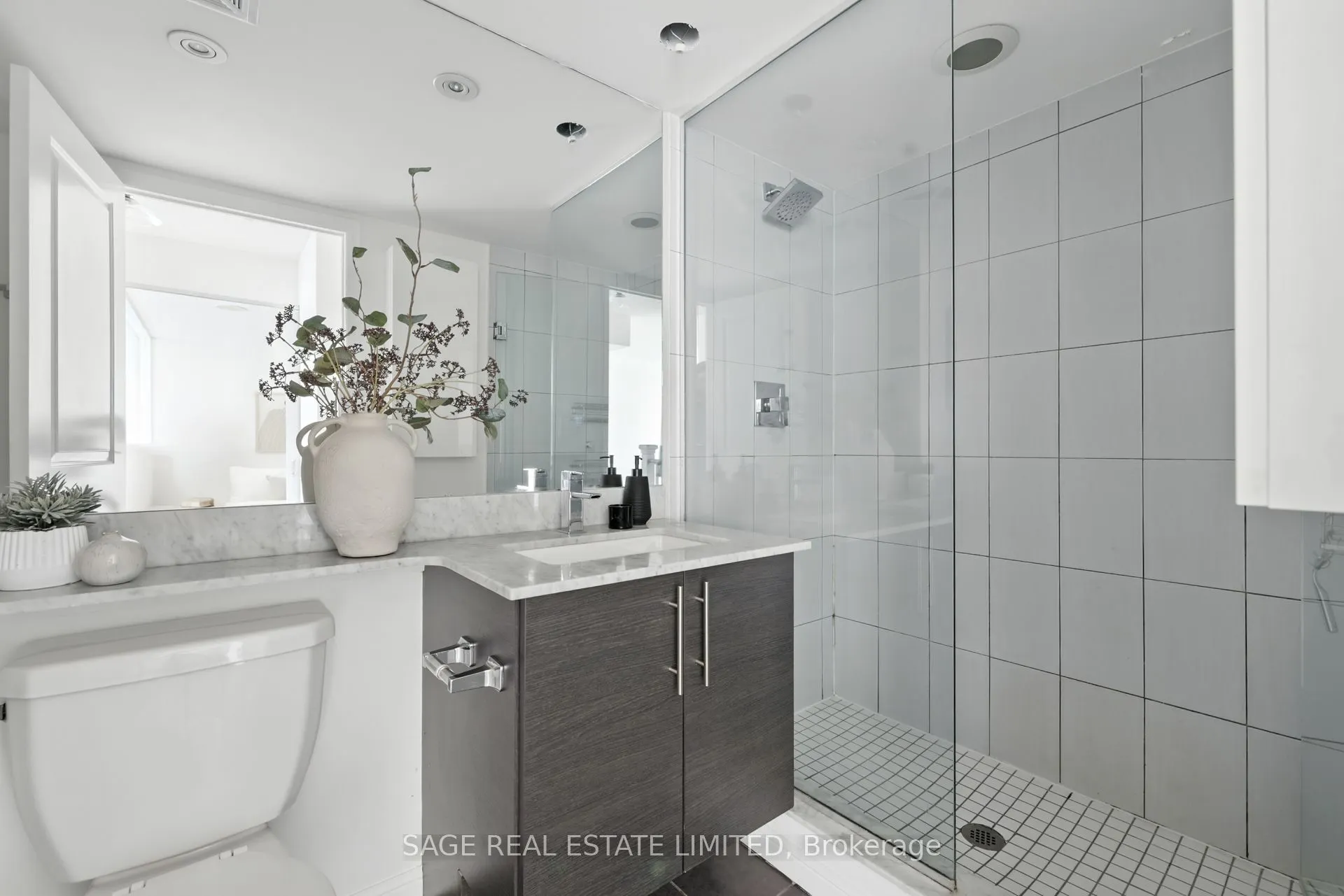 6 Pirandello Street, #TH5