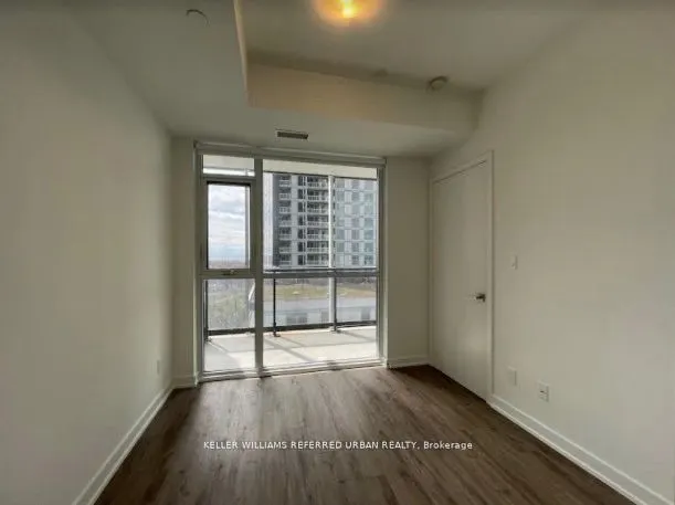 50 Ordnance Street, #812