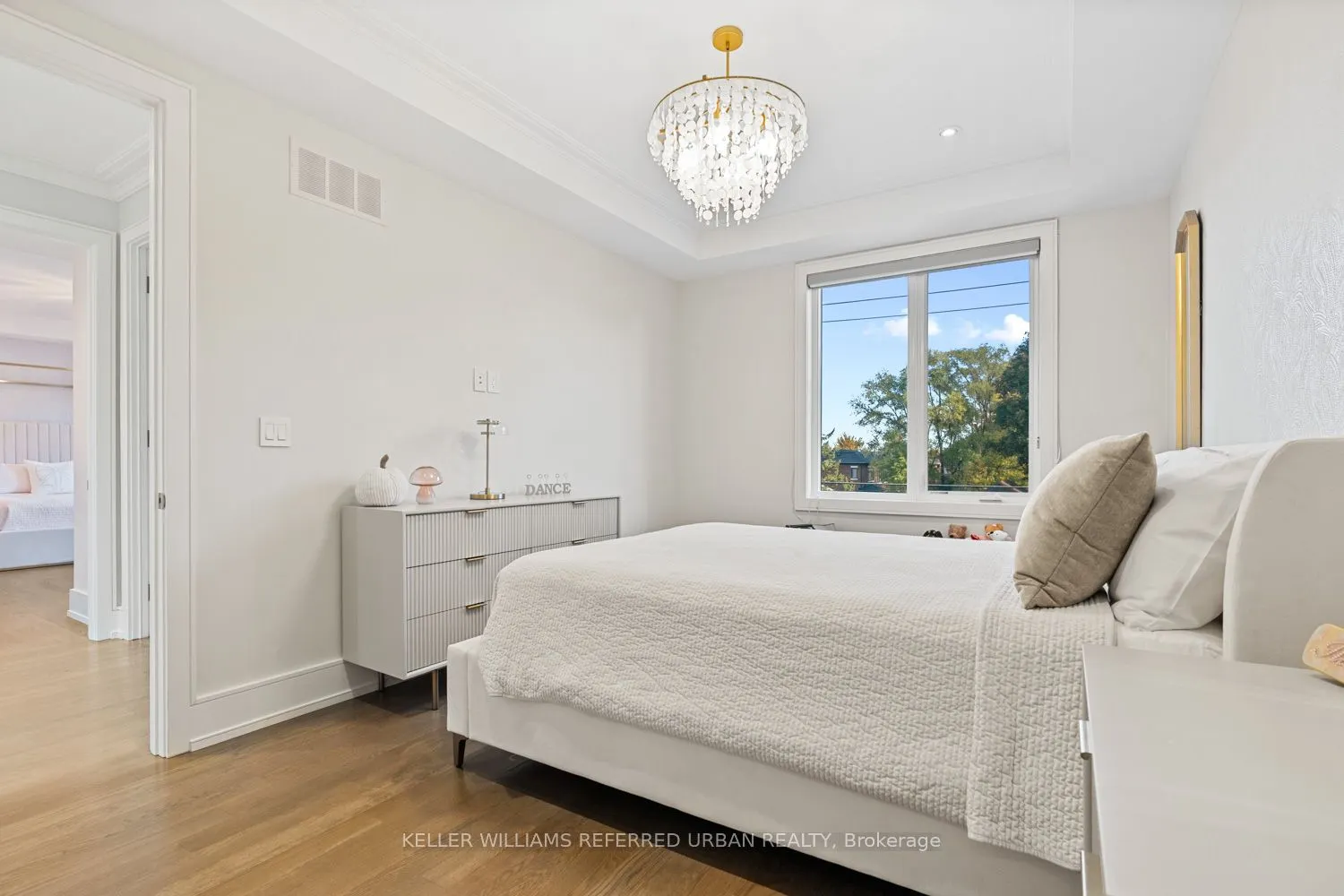 90 Glen Rush Boulevard