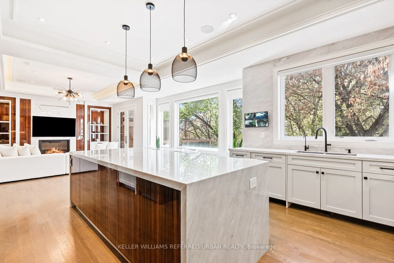 90 Glen Rush Boulevard