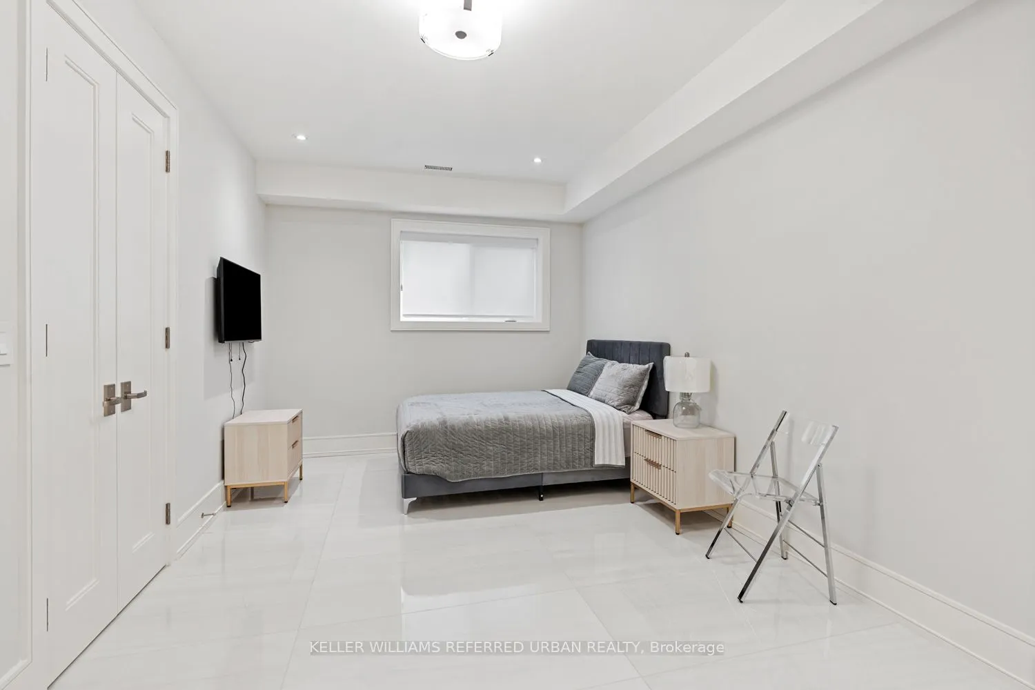 90 Glen Rush Boulevard