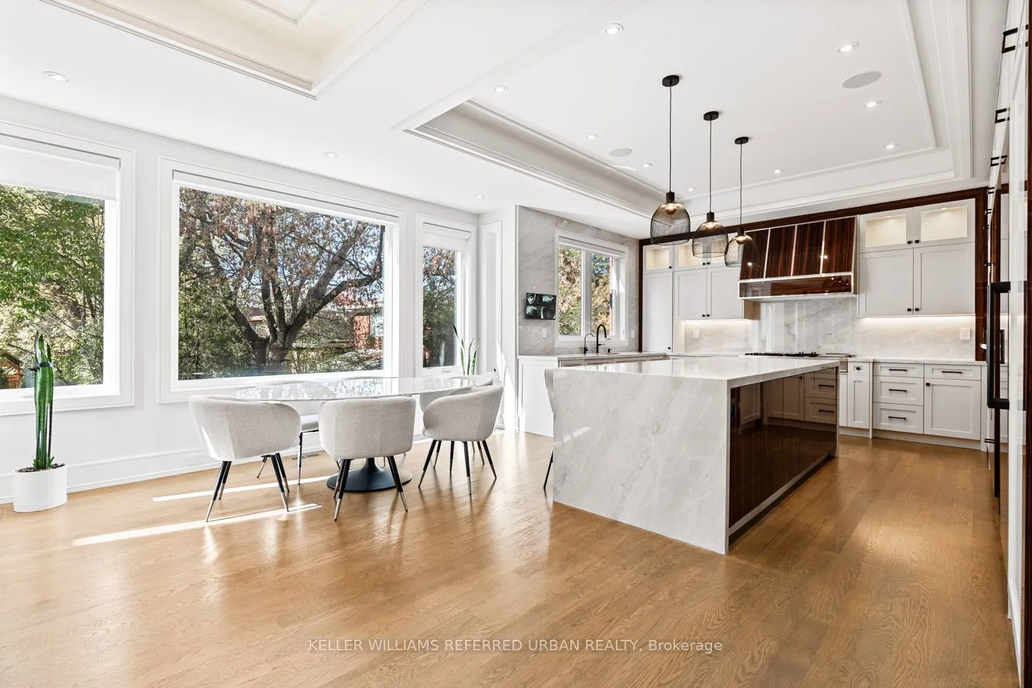 90 Glen Rush Boulevard