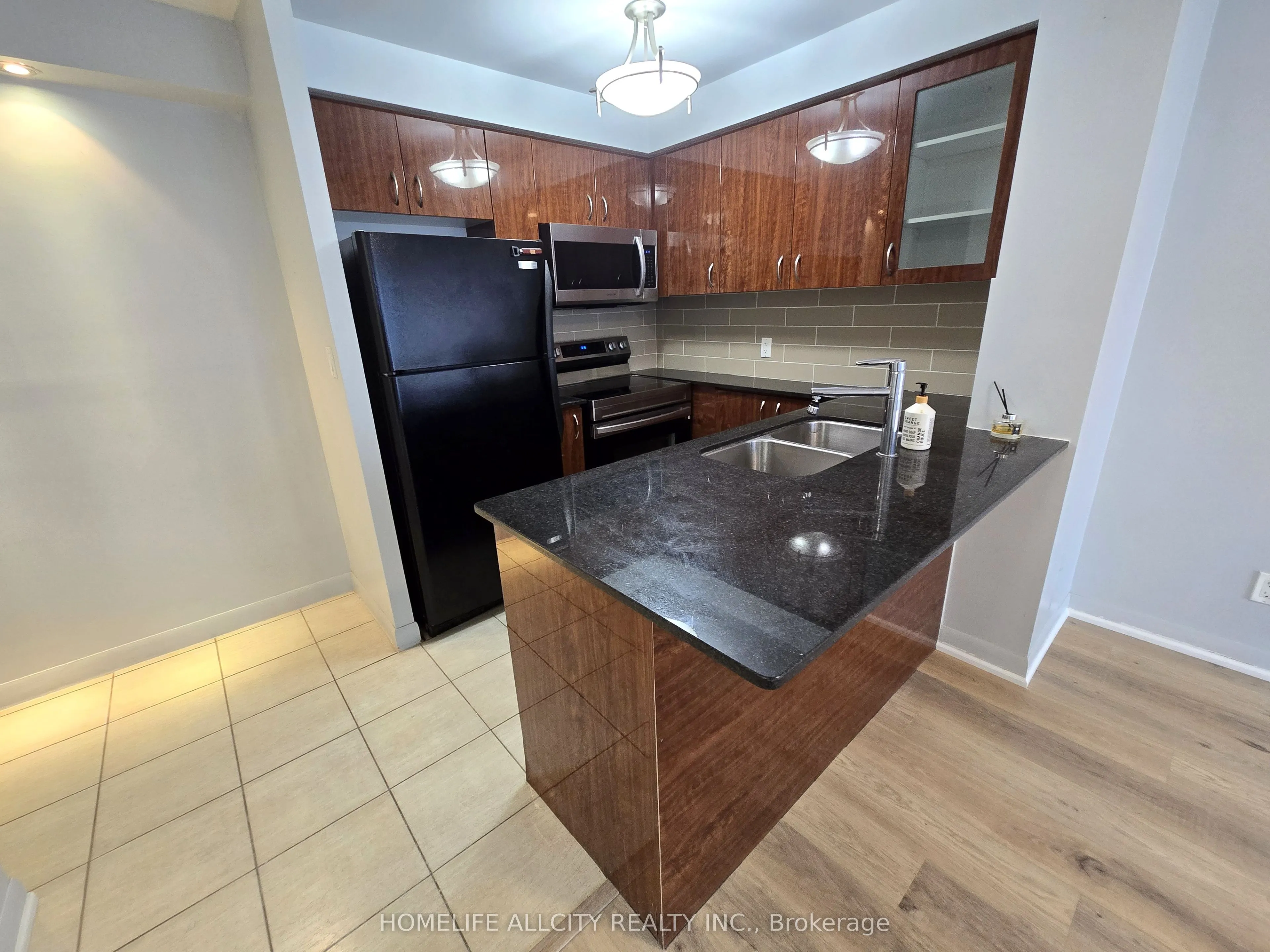 5791 Yonge Street, #2001