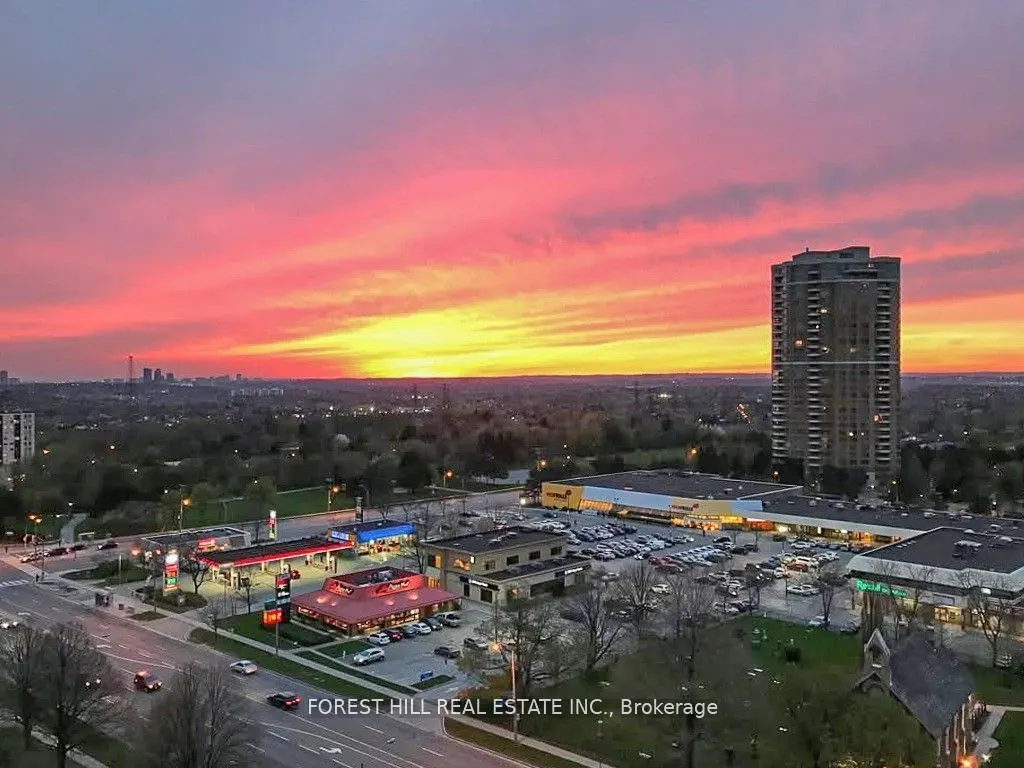 1555 Finch Avenue E, #902