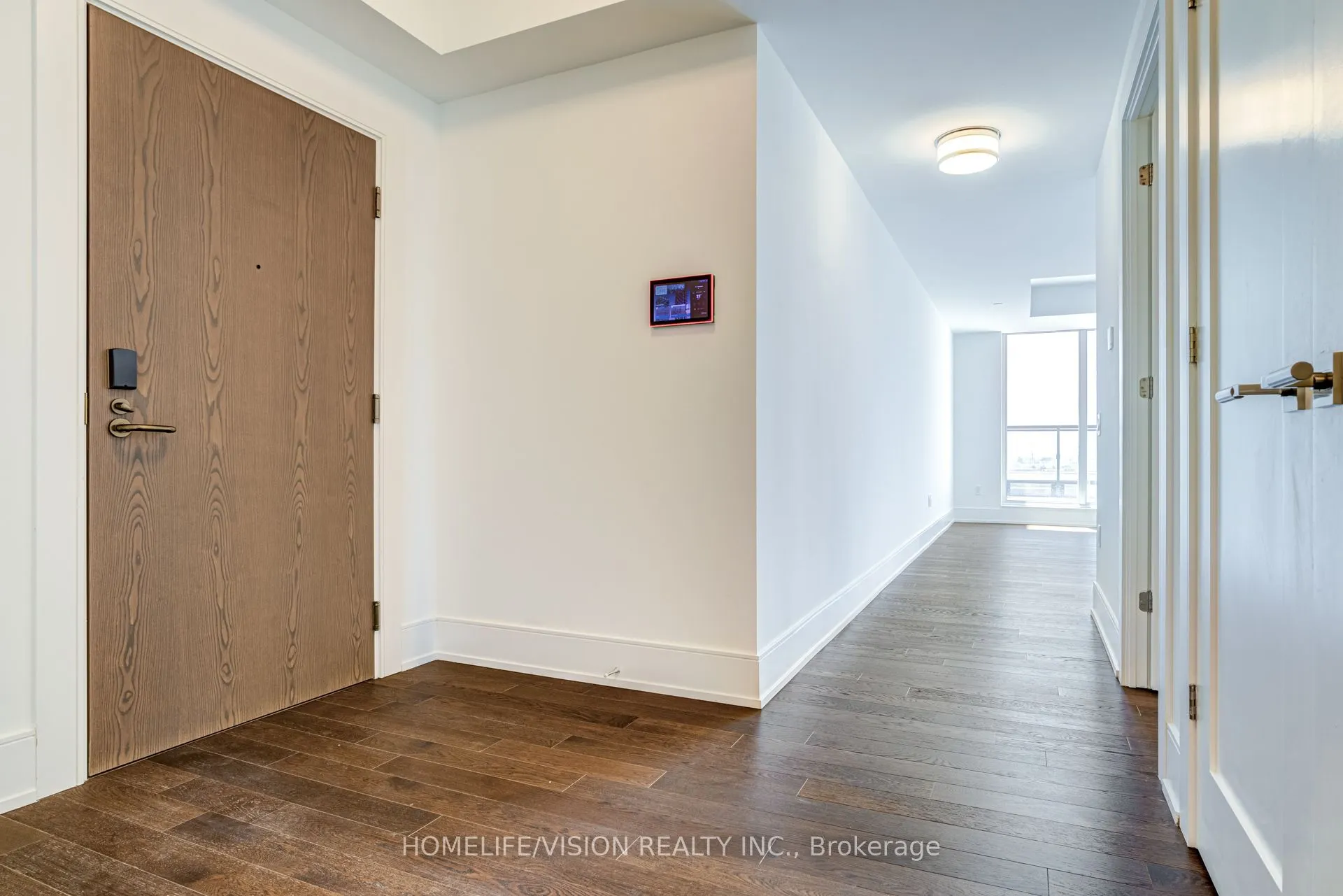 30 Inn On The Park Drive, #910