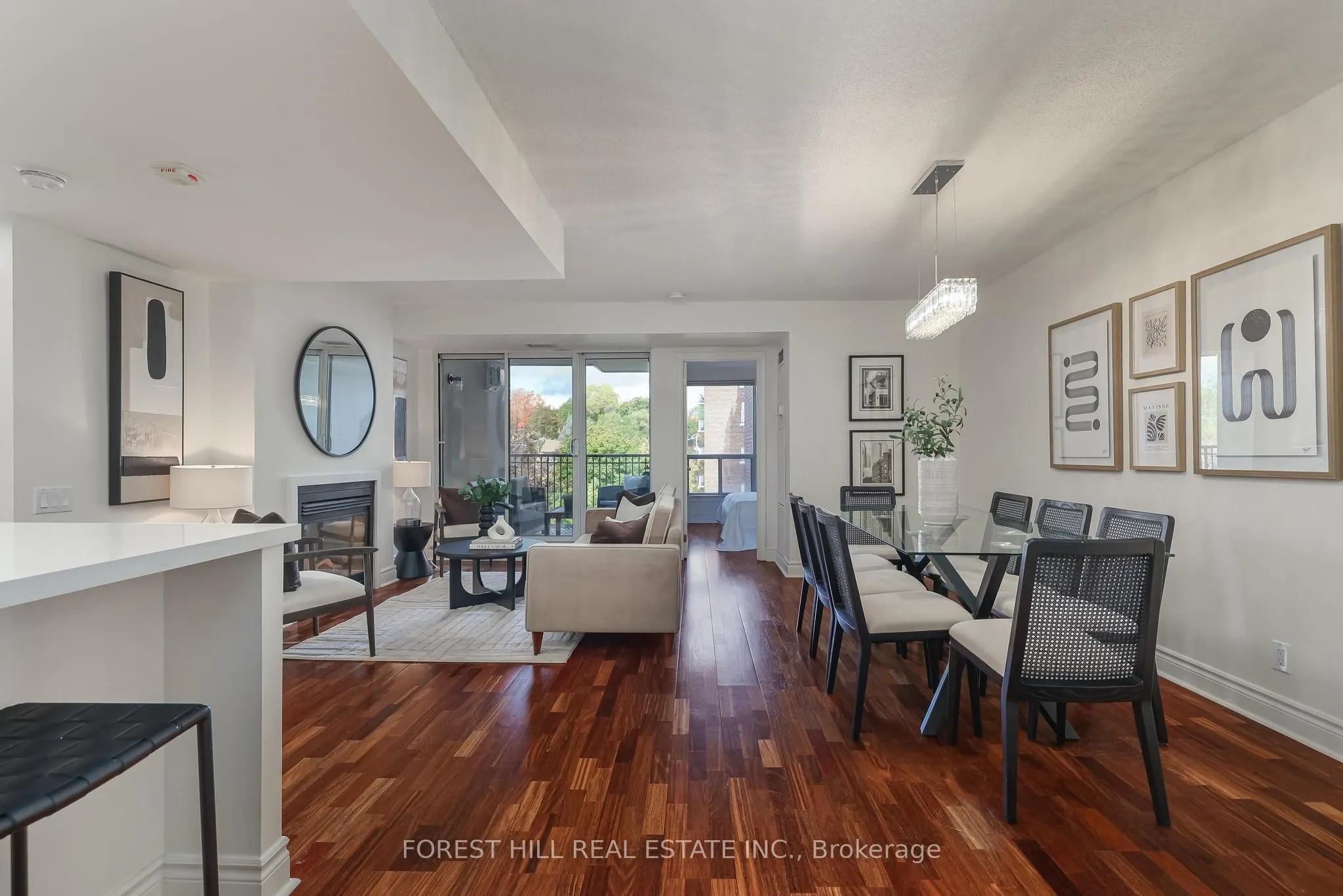 2 Alexandra Boulevard, #407