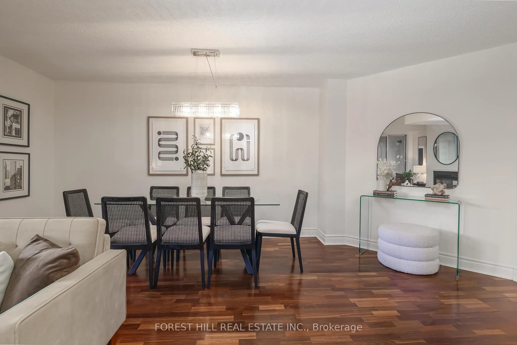 2 Alexandra Boulevard, #407