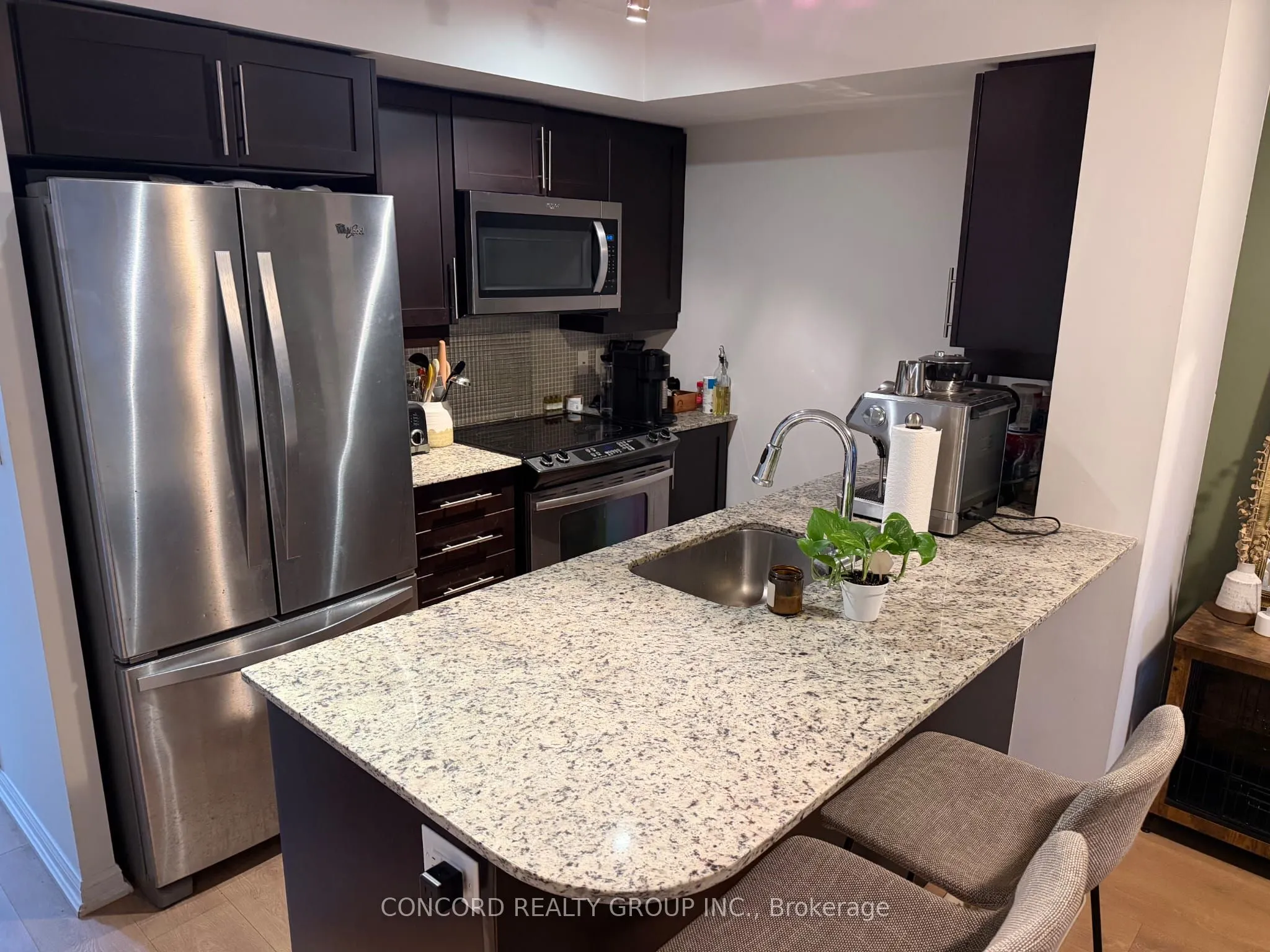 35 Bastion Street, #303