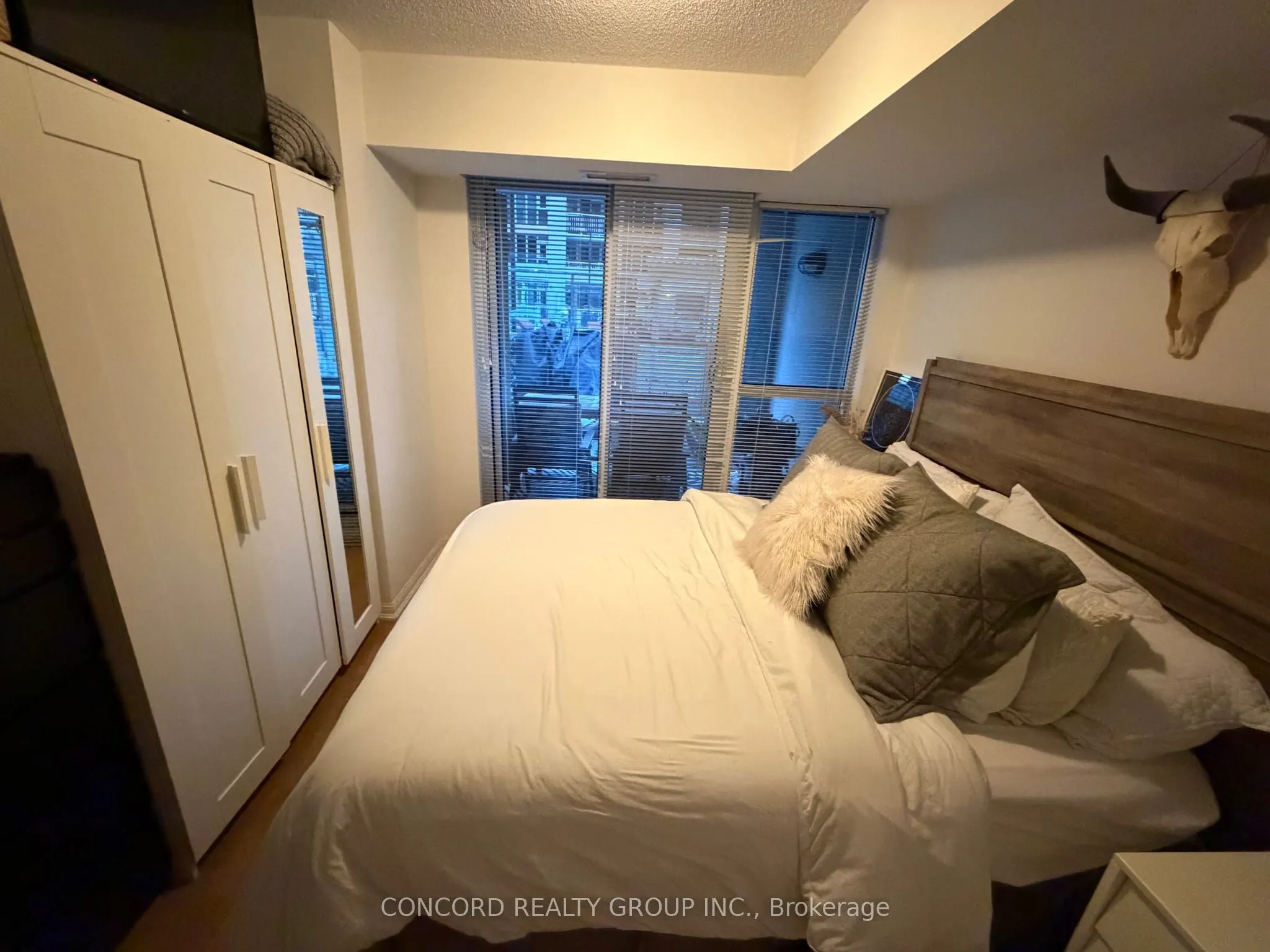 35 Bastion Street, #303