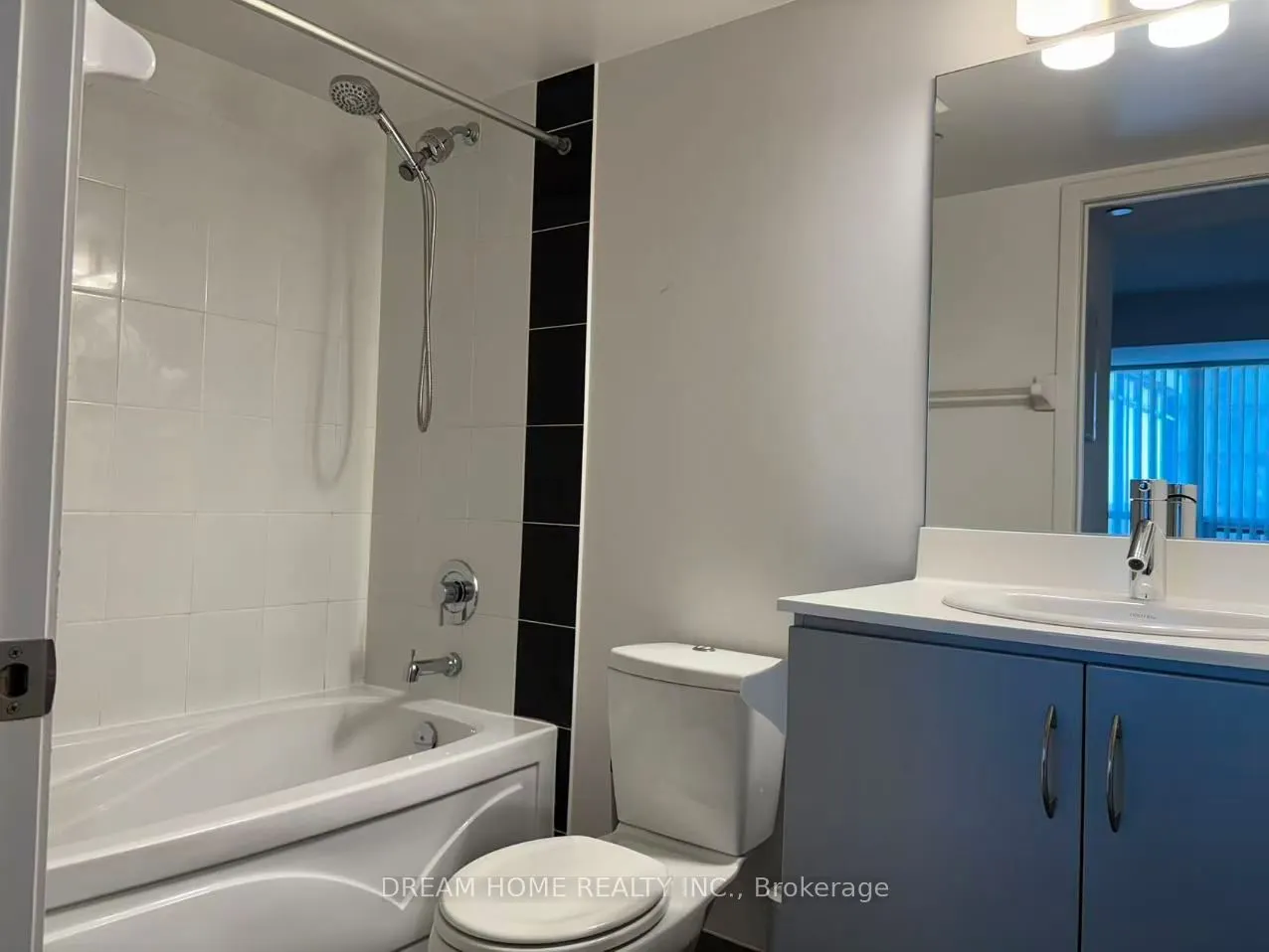 5168 Yonge Street, #1906