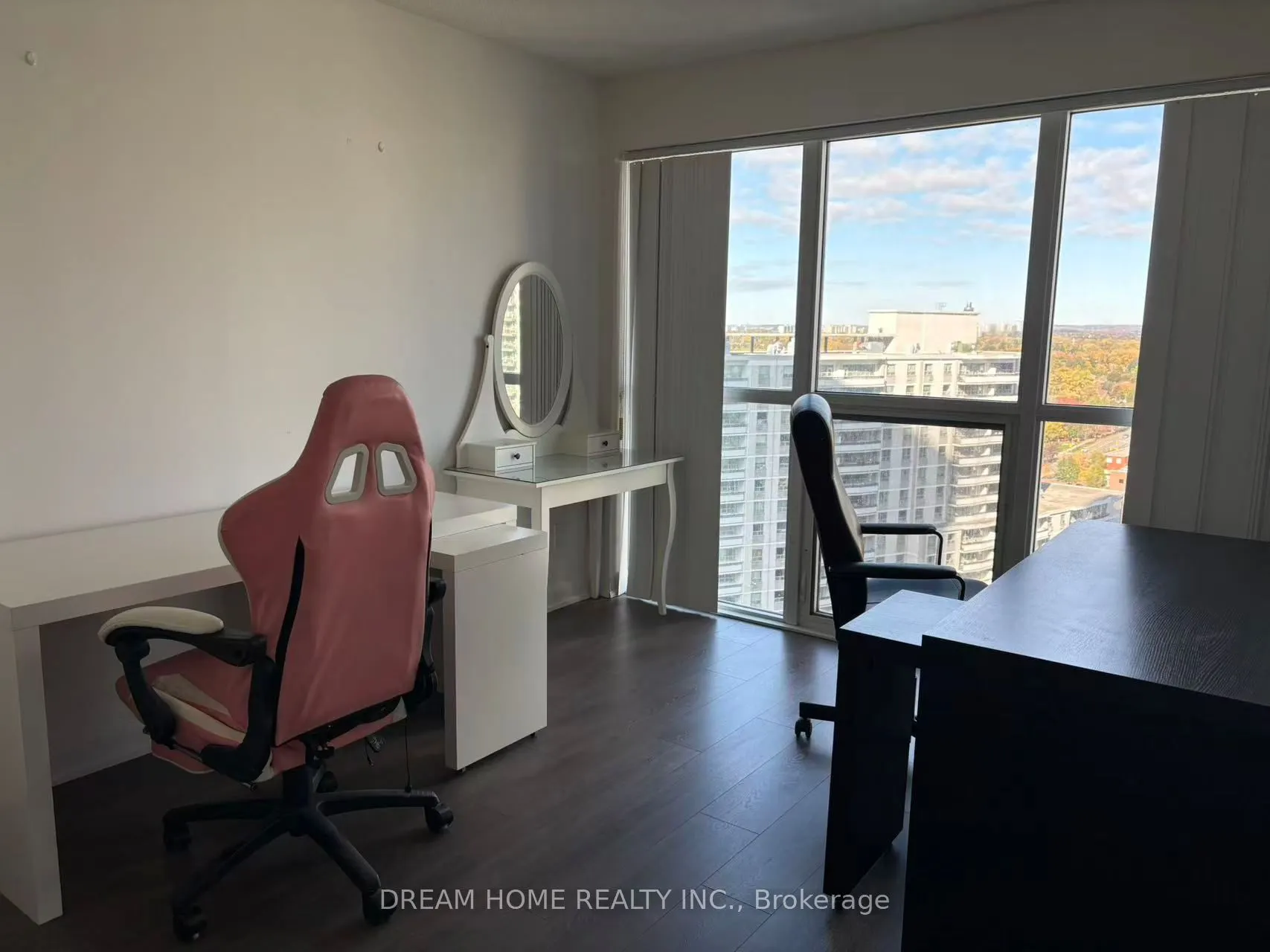 5168 Yonge Street, #1906