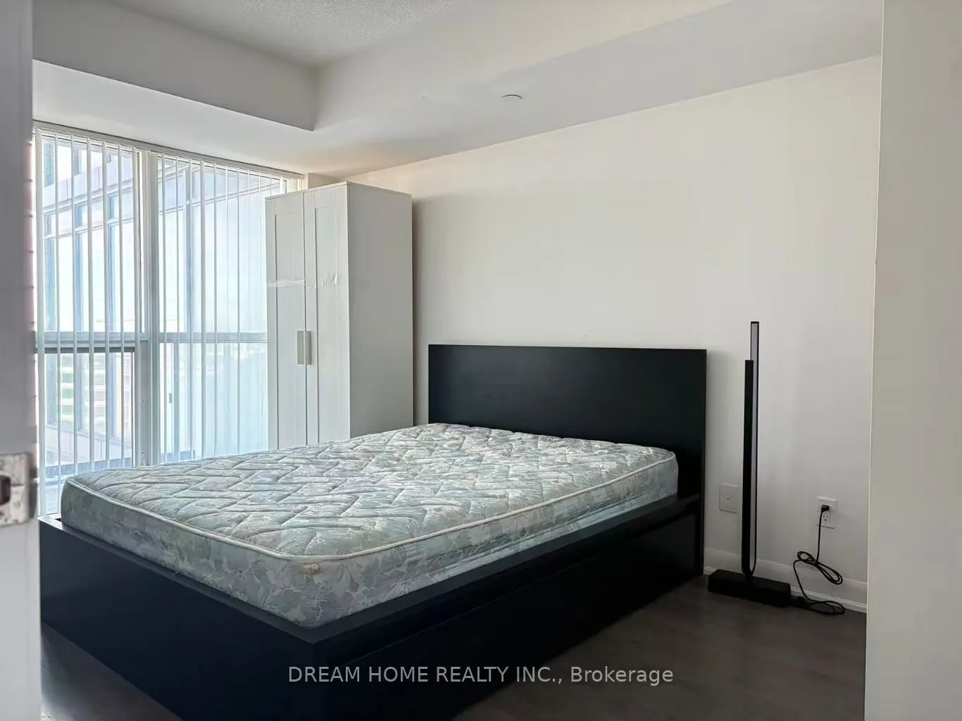 5168 Yonge Street, #1906