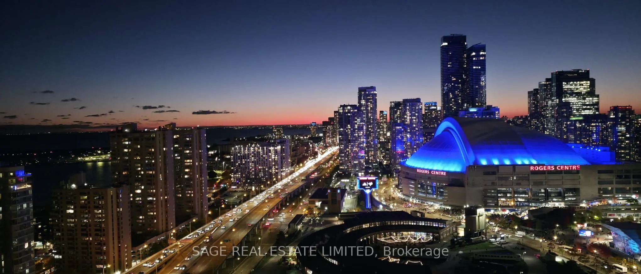 19 Grand Trunk Crescent, #3712