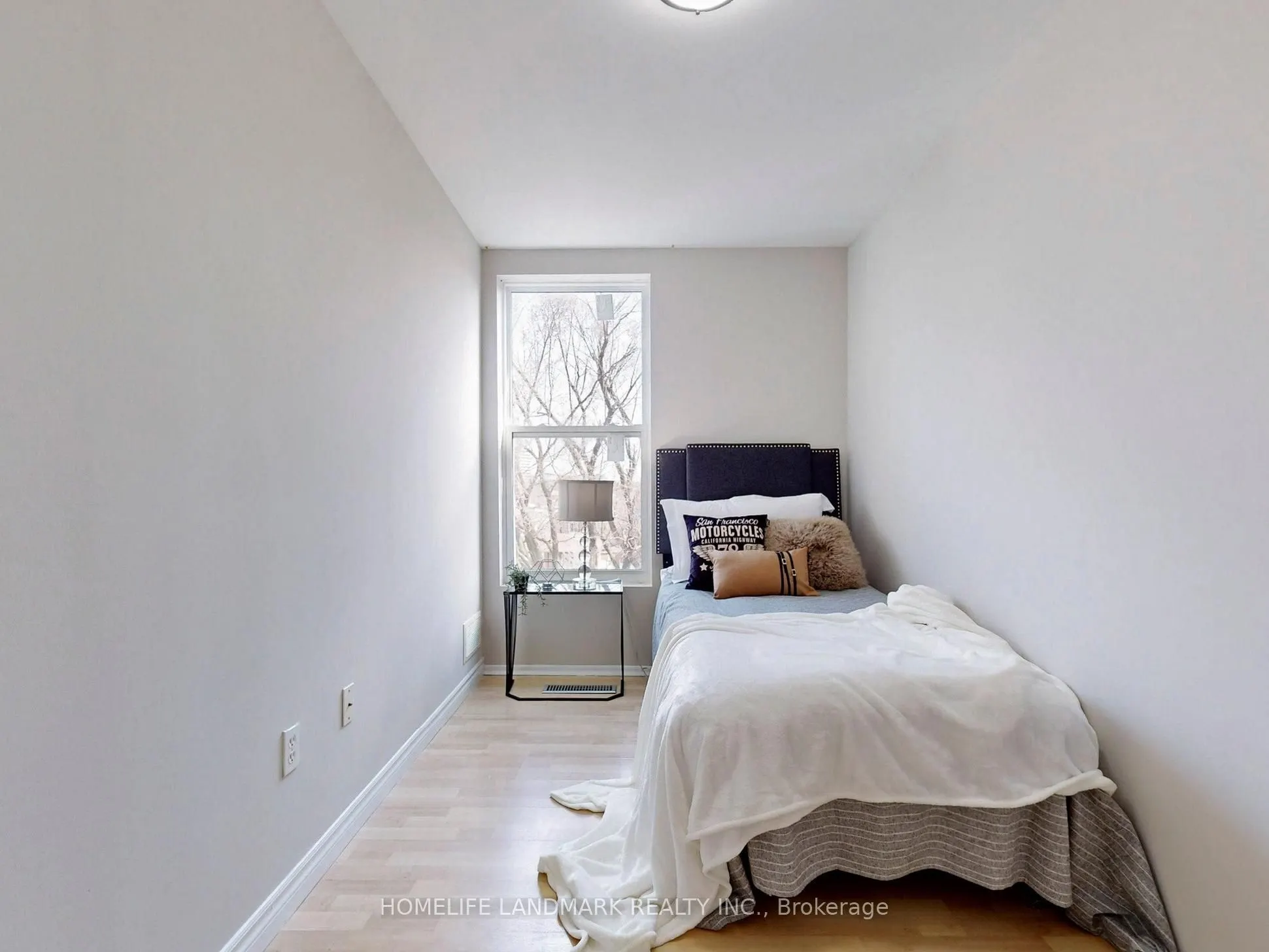 165 Cherokee Boulevard, #290